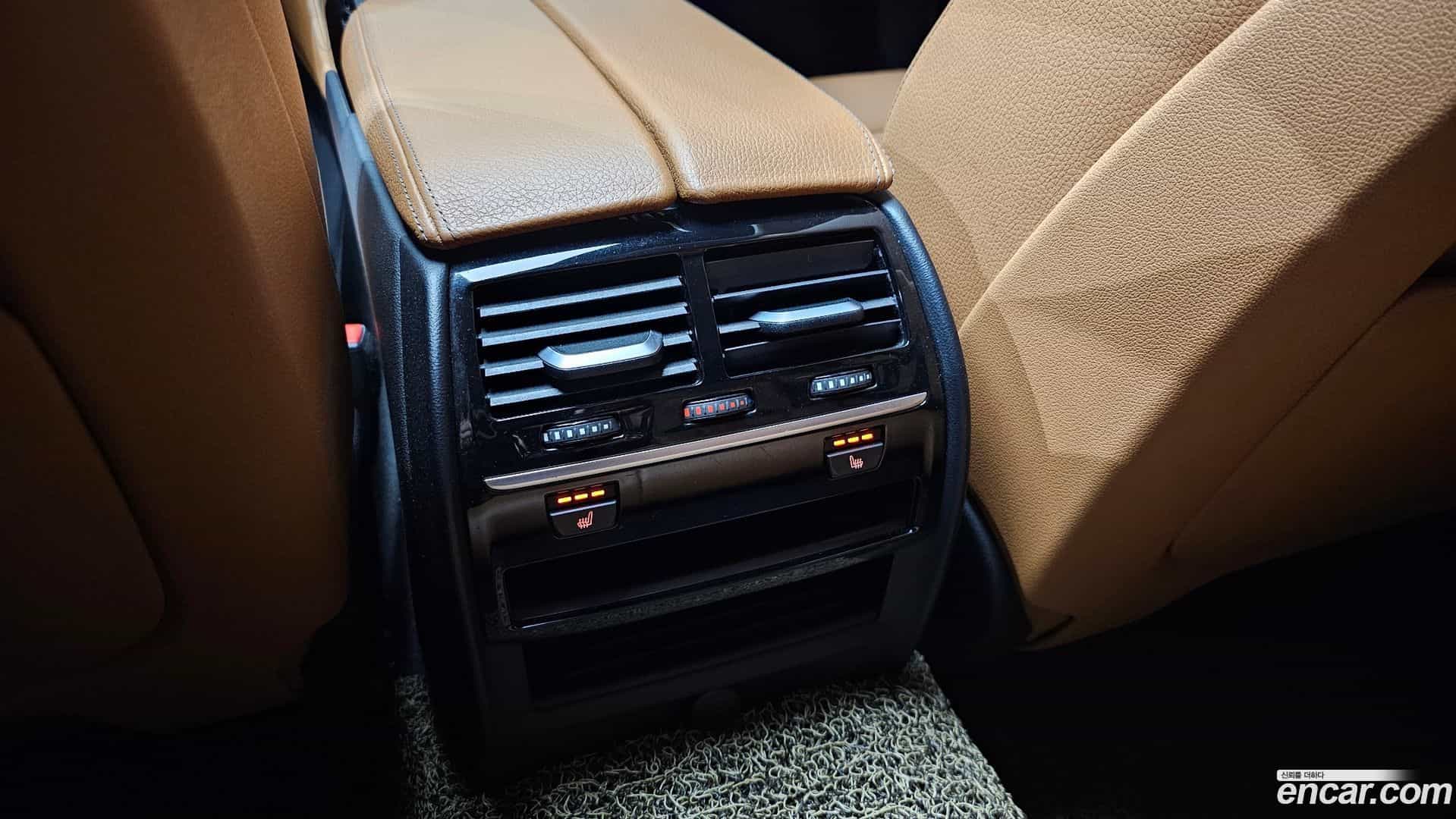 5-Series BMW 2017.10-INNER-036