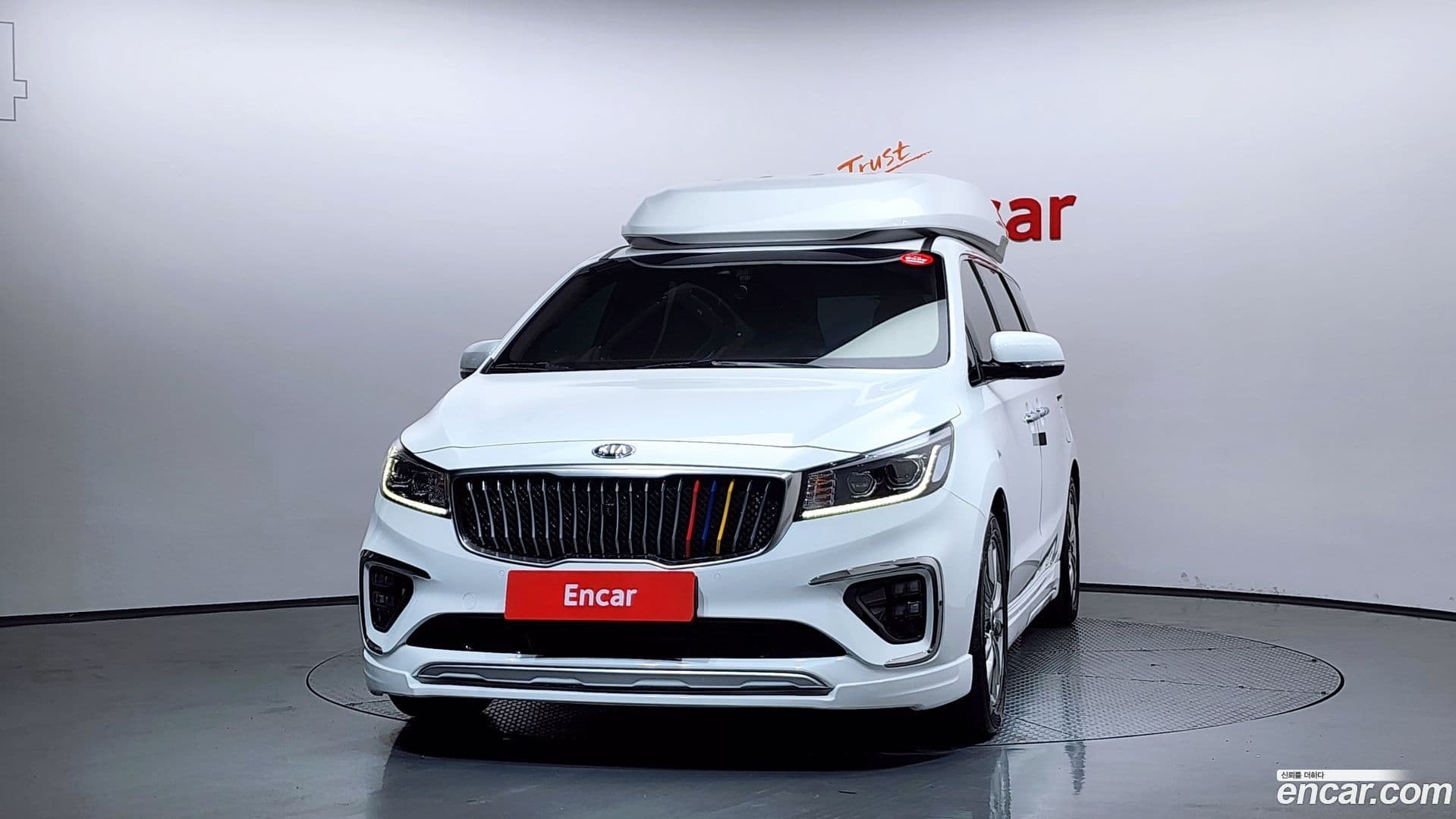 Main__Slider__Photo:Canival Kia 2018.8-2