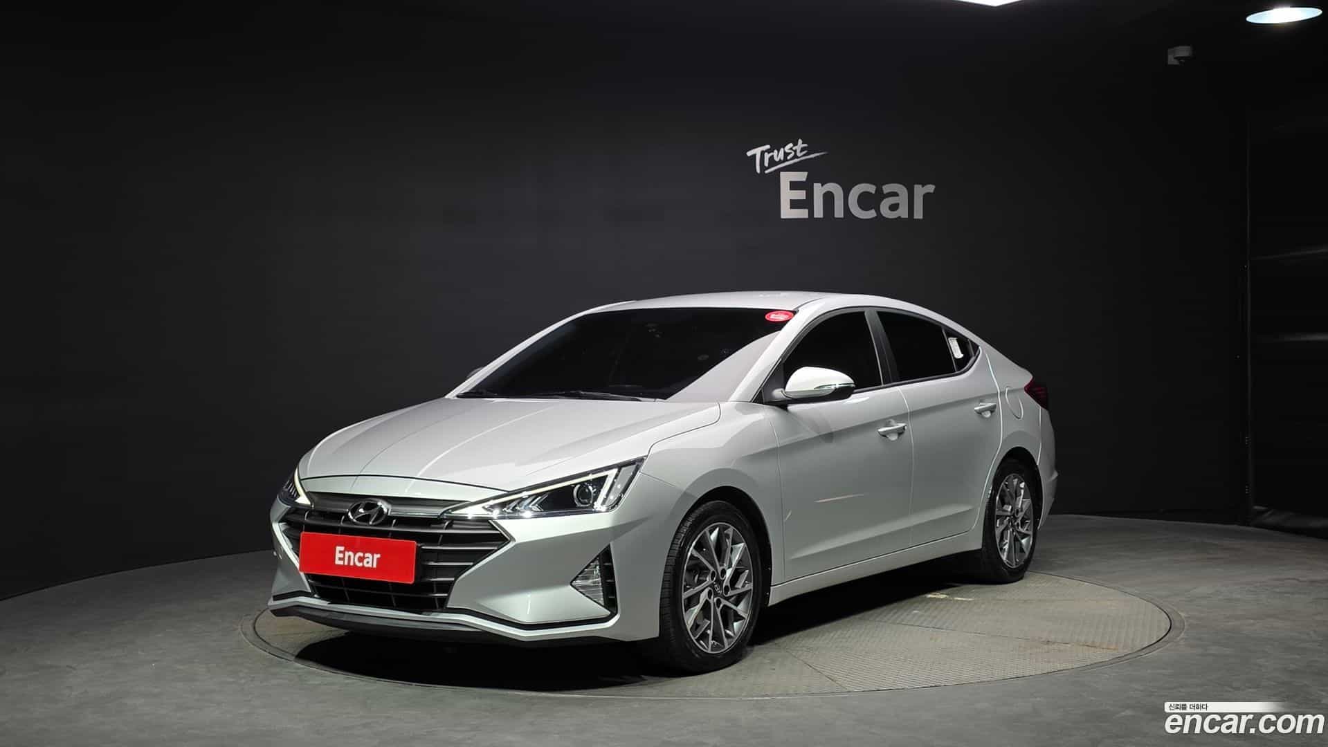 AVANTE Hyundai 2019.2-OUTER-001