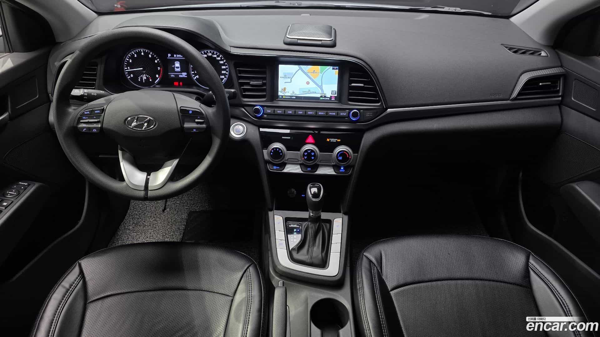 AVANTE Hyundai 2019.2-INNER-007