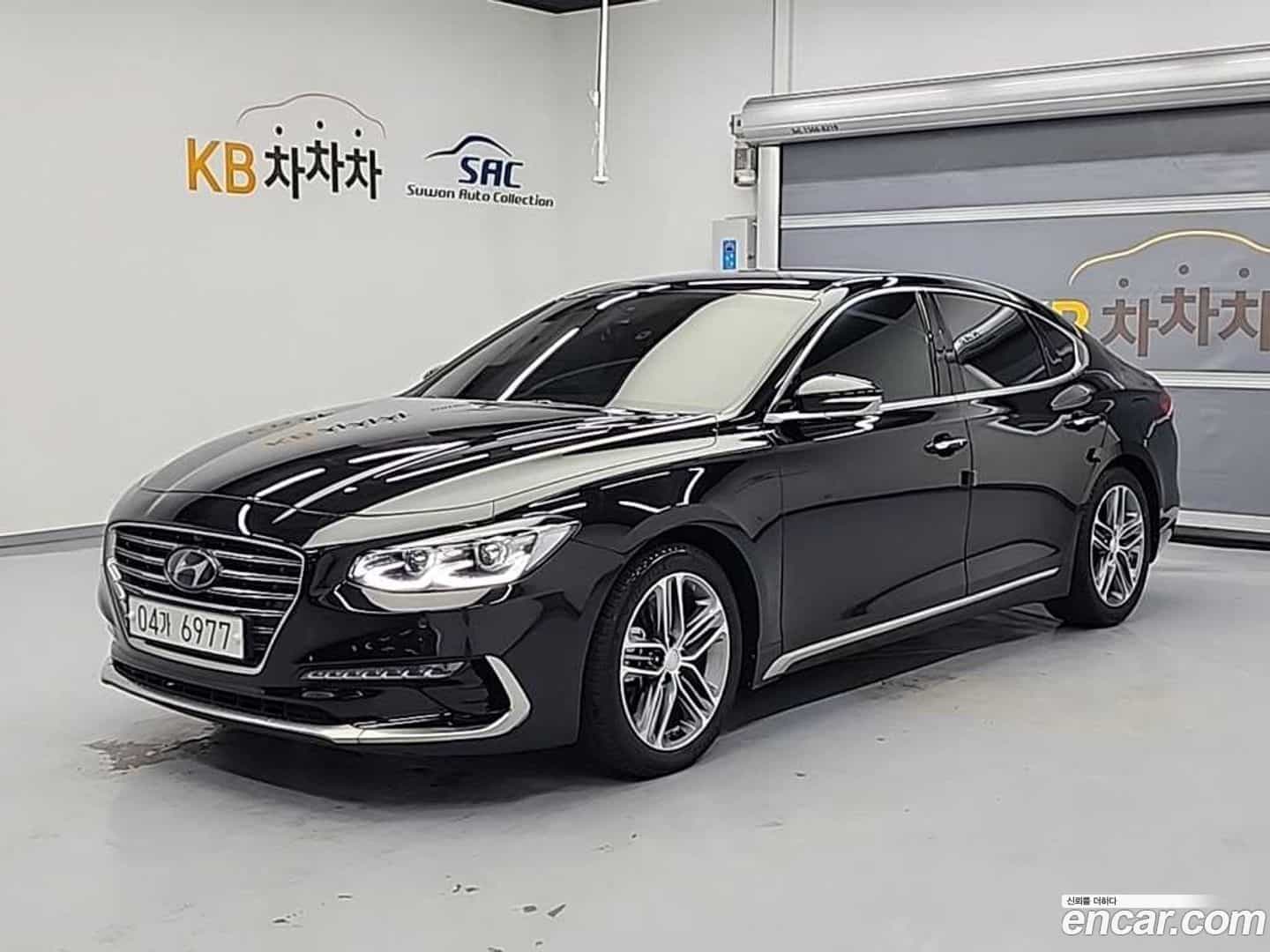 Grandeur Hyundai 2018.10-OUTER-001