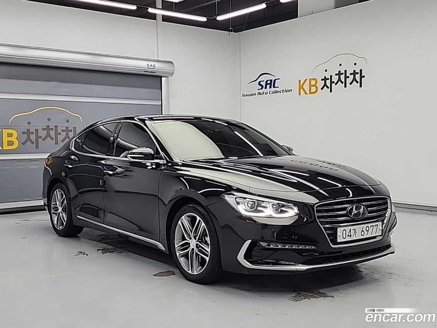 Grandeur Hyundai 2018.10-OUTER-004