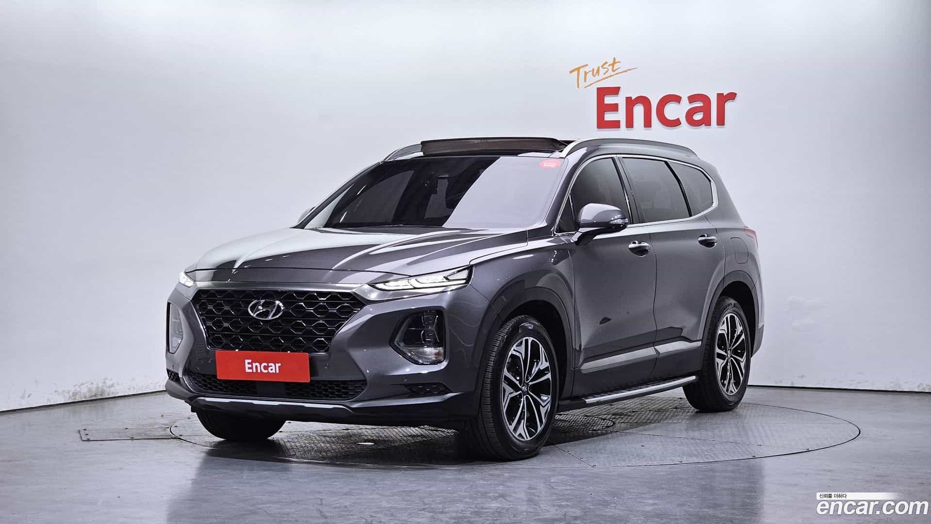 Santafe Hyundai 2018.4-OUTER-001