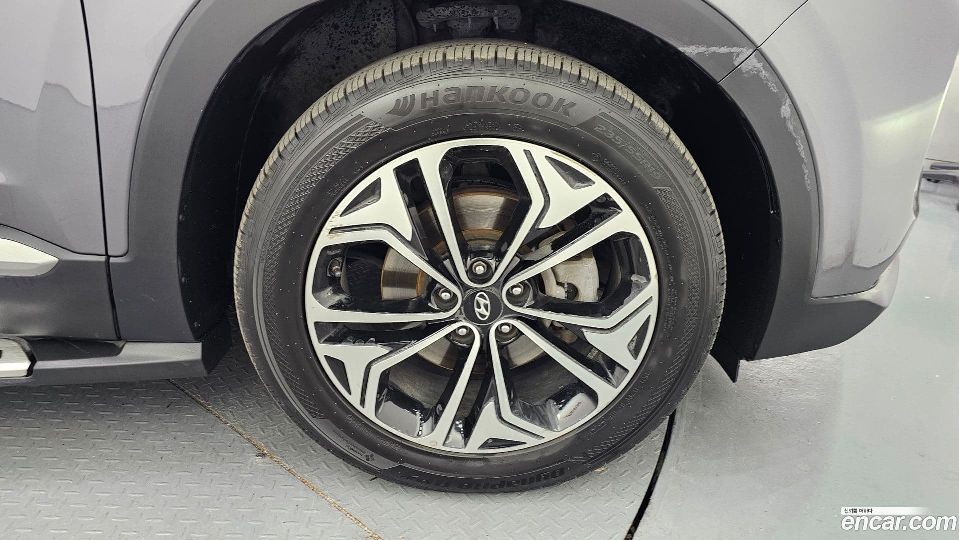 Main__Slider__Photo:Santafe Hyundai 2018.4-4