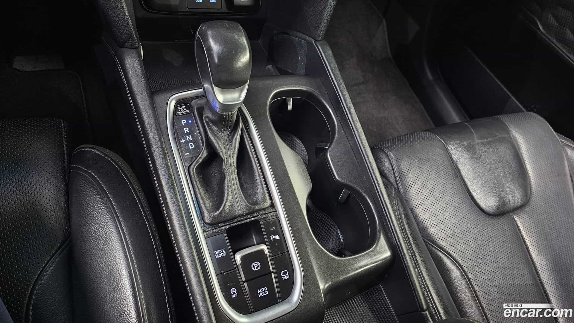 Santafe Hyundai 2018.4-INNER-009