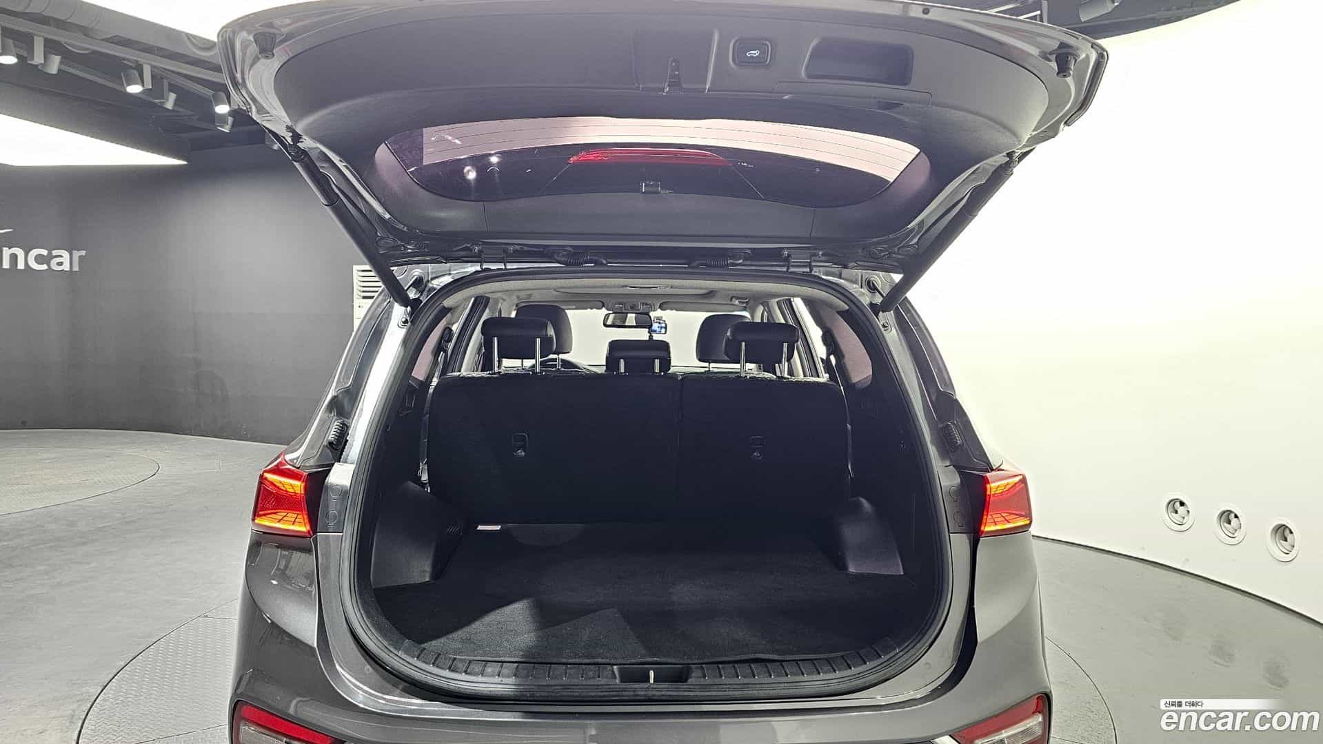 Santafe Hyundai 2018.4-OPTION-024