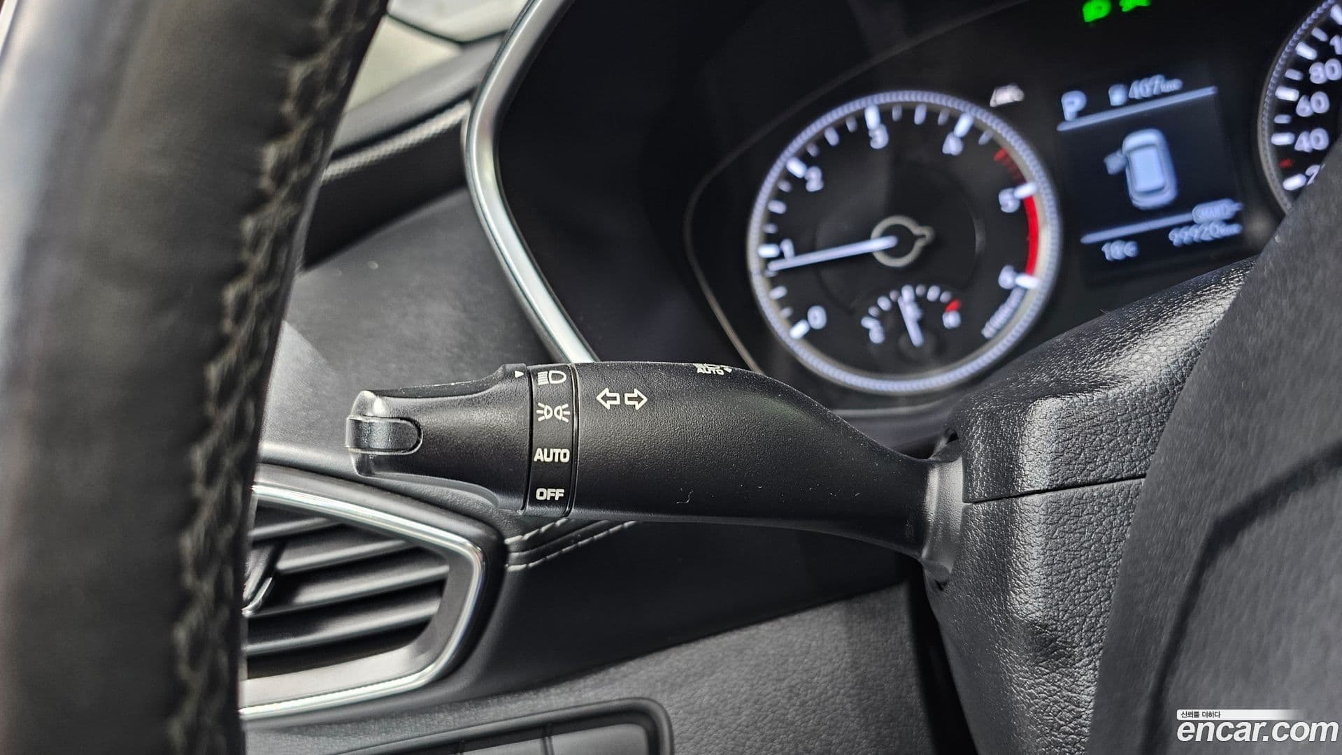 Main__Slider__Photo:Santafe Hyundai 2018.4-27