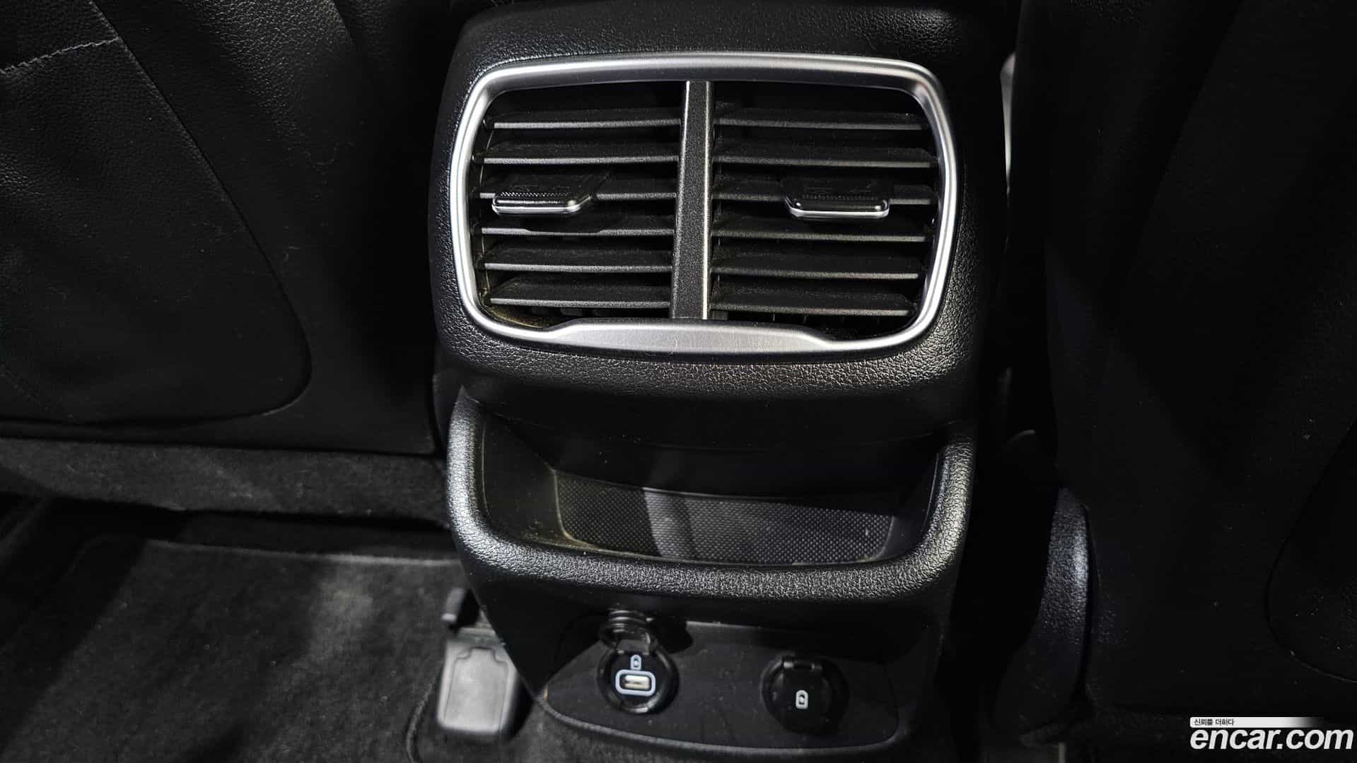 Santafe Hyundai 2018.4-OPTION-042