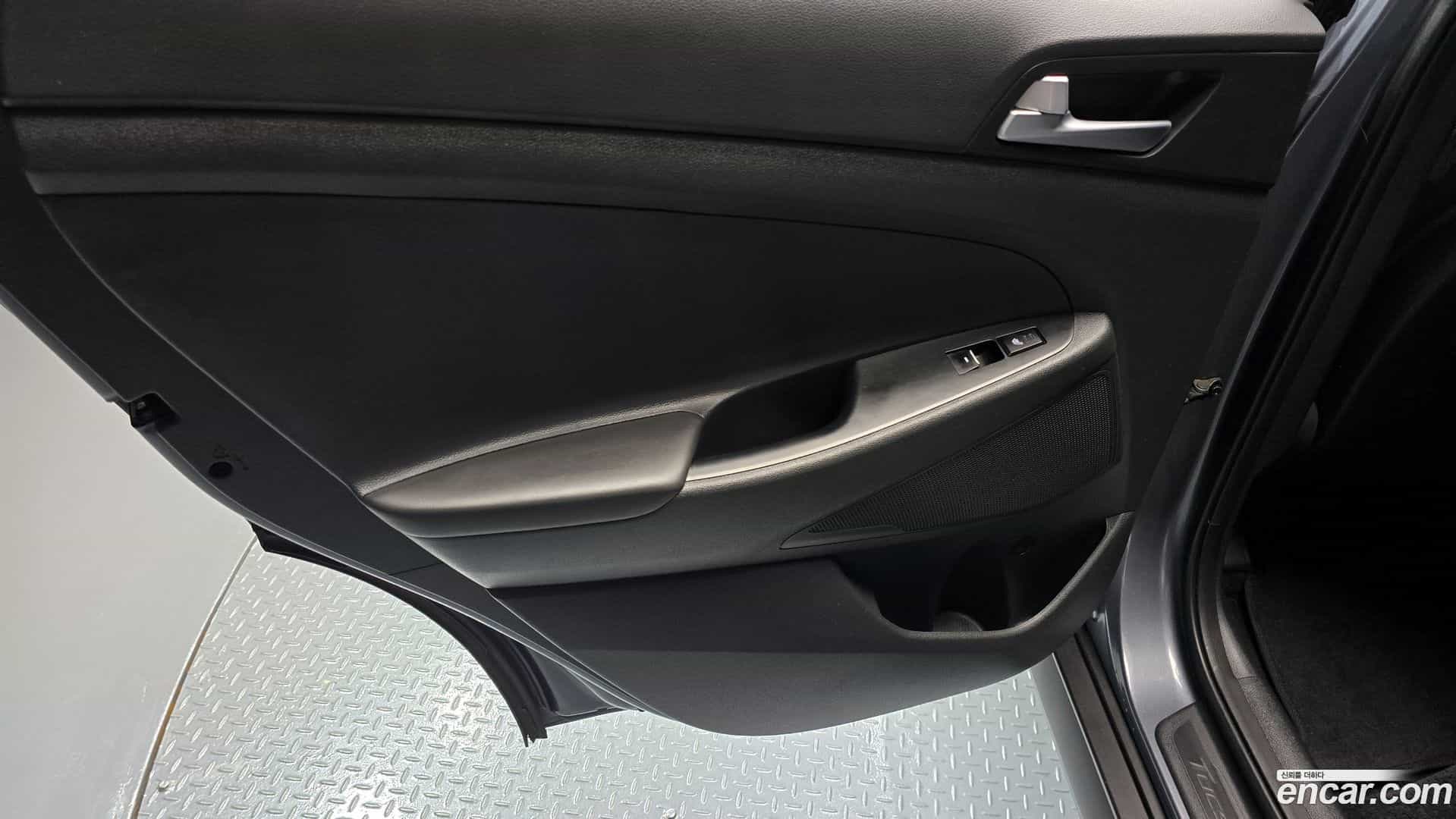 Tucson Hyundai 2019.6-INNER-035