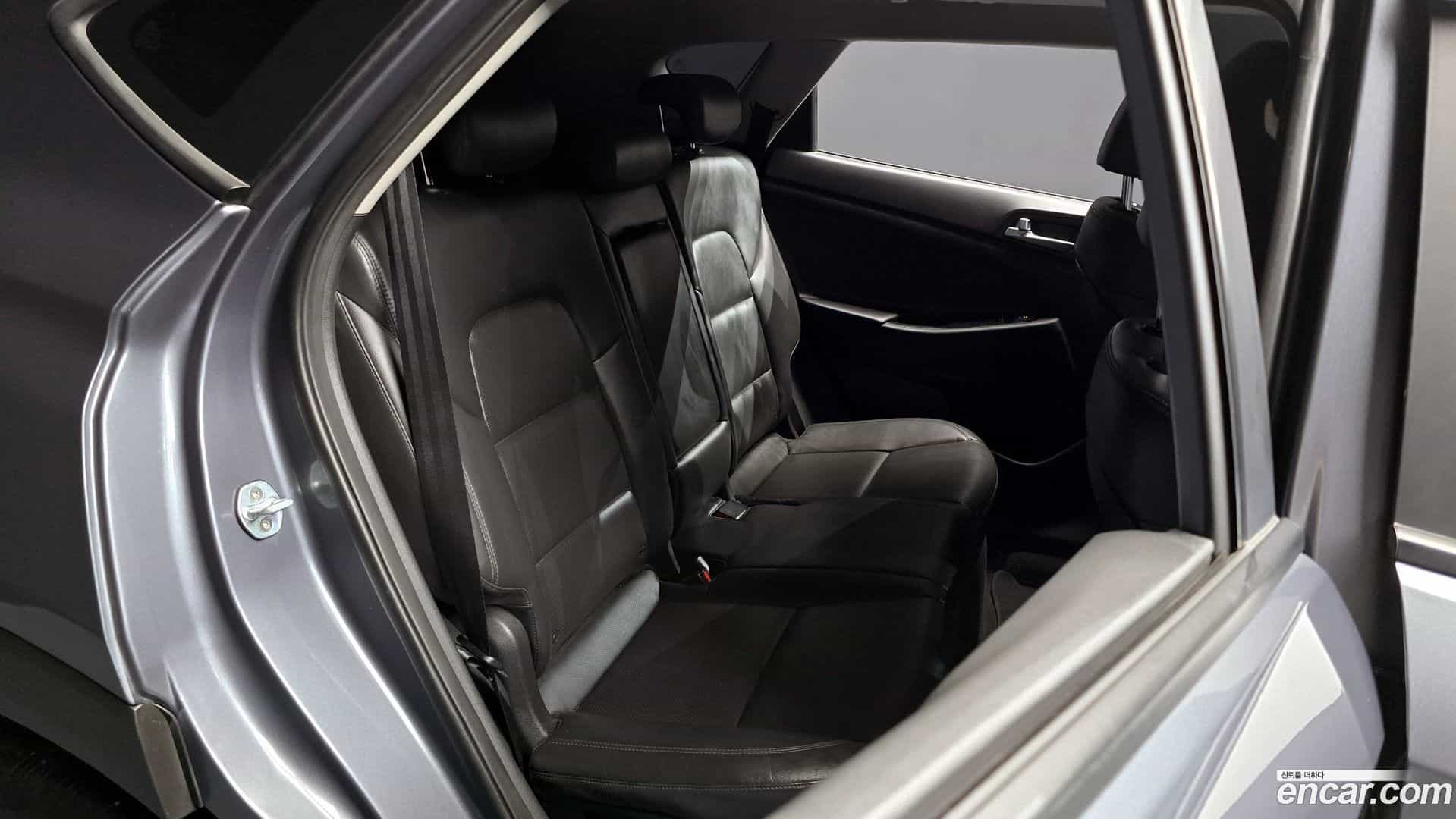 Tucson Hyundai 2019.6-INNER-036