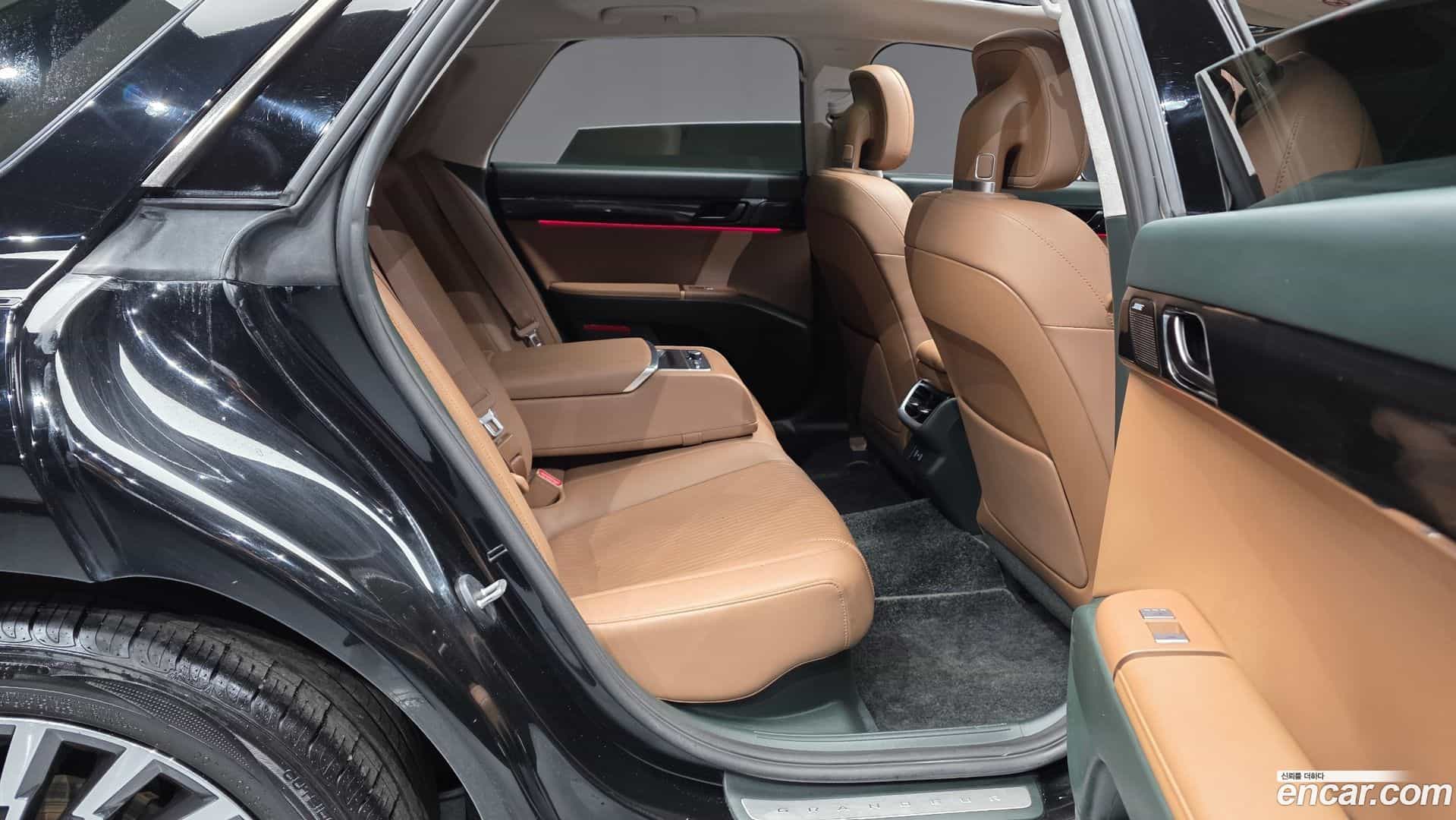 Grandeur Hyundai 2023.2-OPTION-016