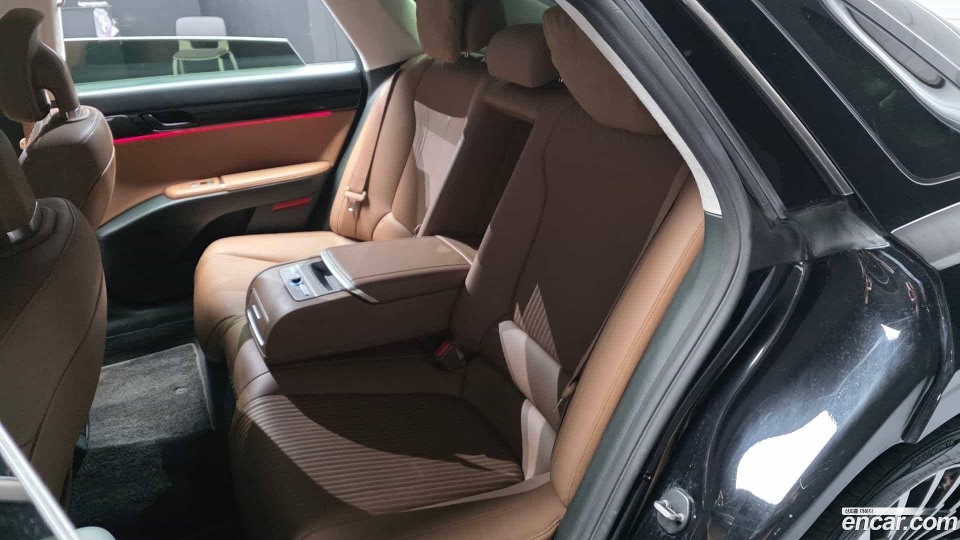 Grandeur Hyundai 2023.2-INNER-036