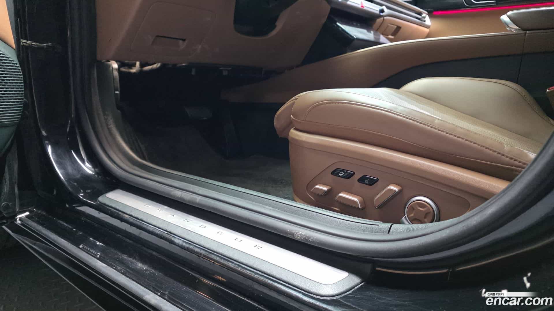 Grandeur Hyundai 2023.2-OPTION-045