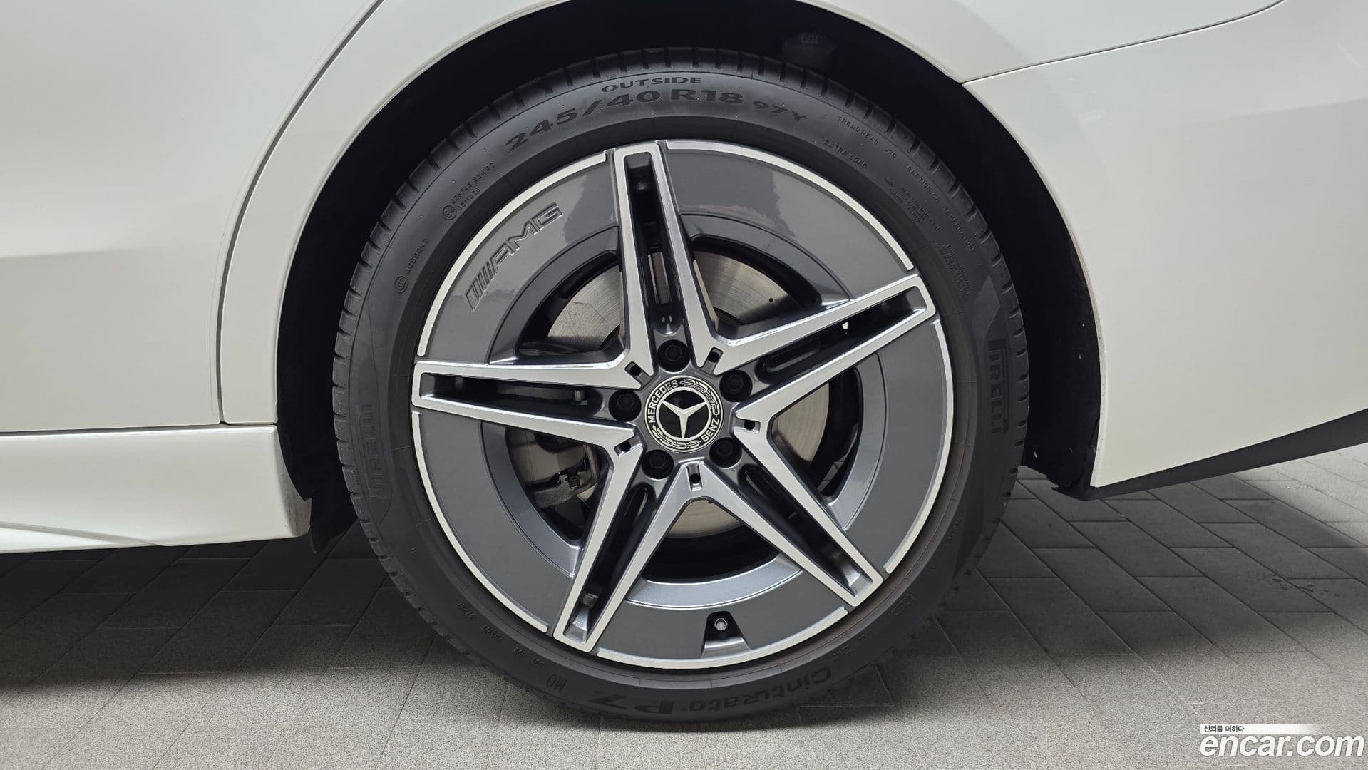 Main__Slider__Photo:C-Class Mercedes-Benz 2025.4-20
