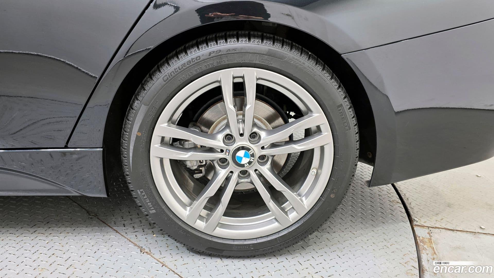 Main__Slider__Photo:3-Series BMW 2018.3-20