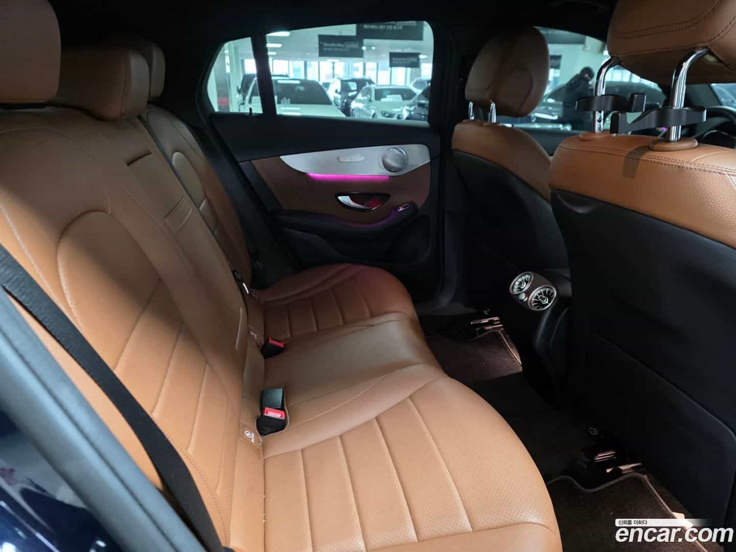 GLC-Class Mercedes-Benz 2020.9-INNER-010