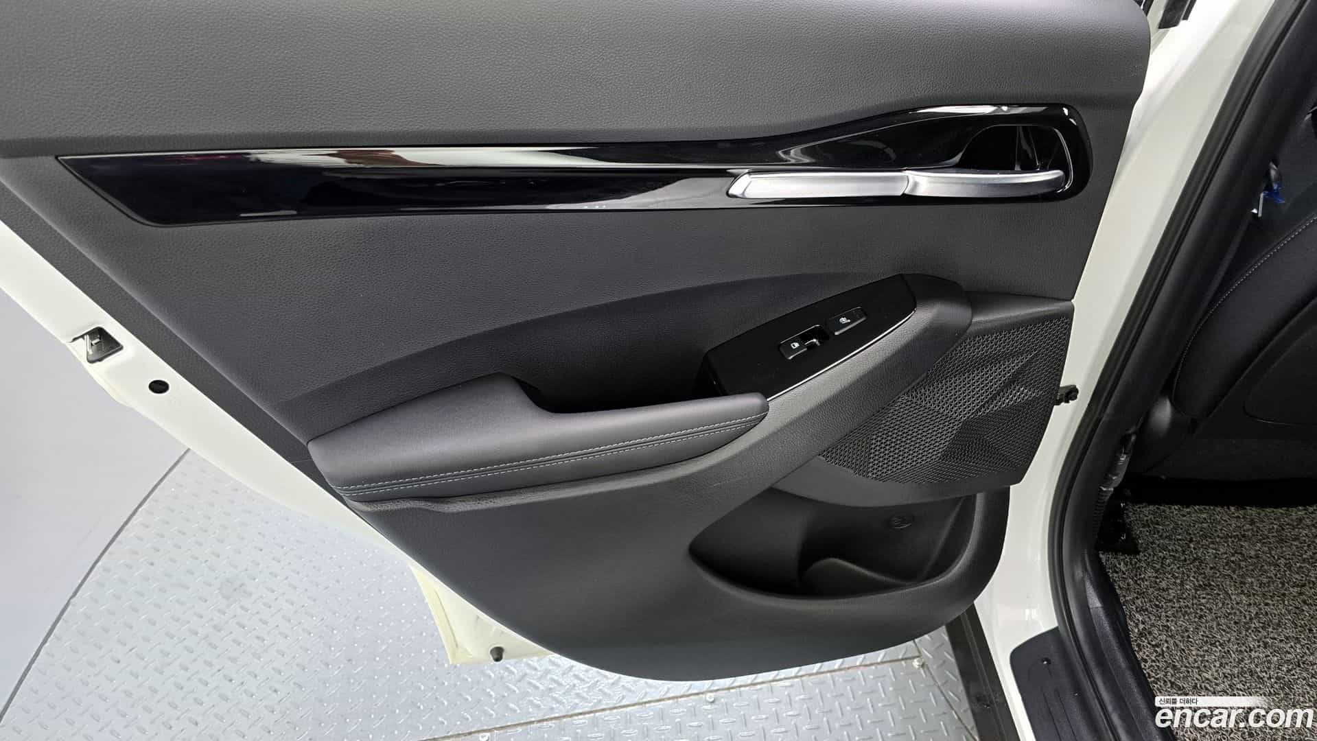 Seltos Kia 2024.6-INNER-035