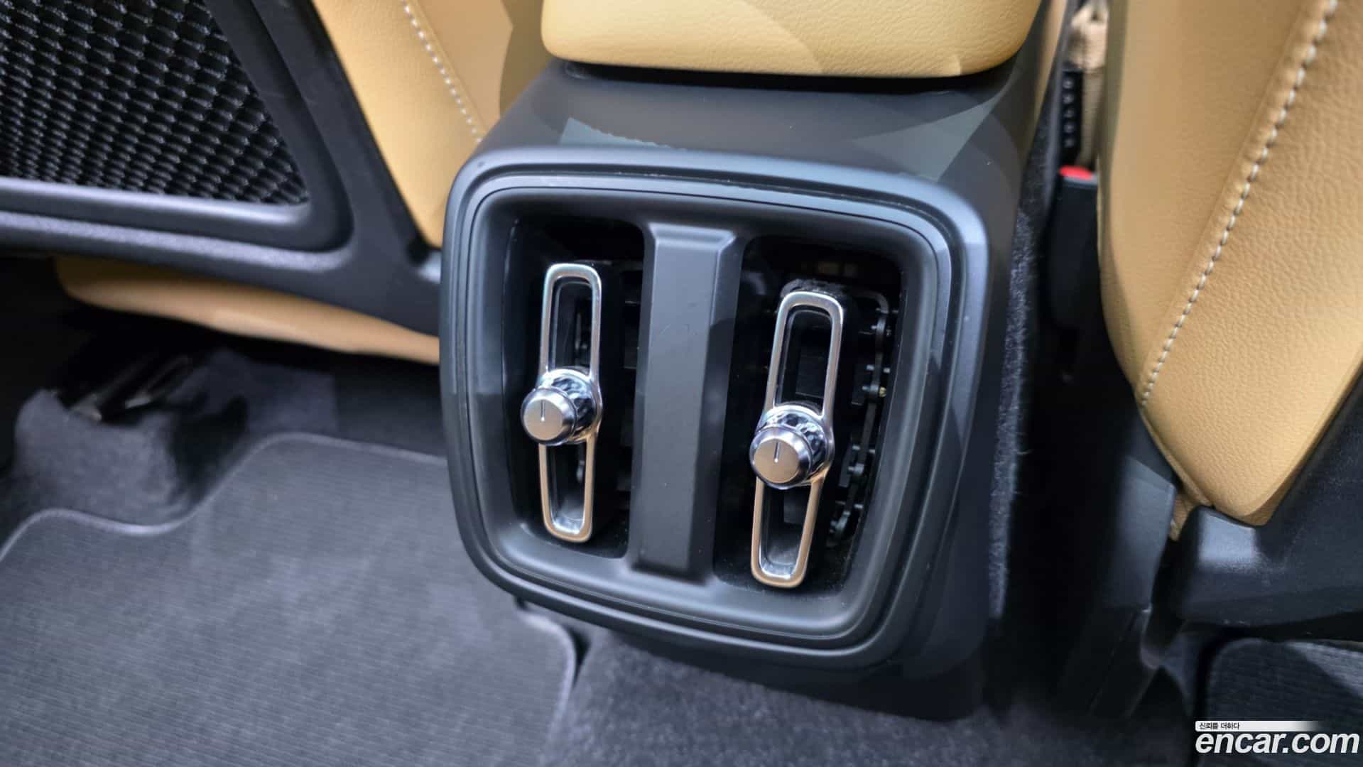 XC40 Volvo 2020.5-OPTION-051
