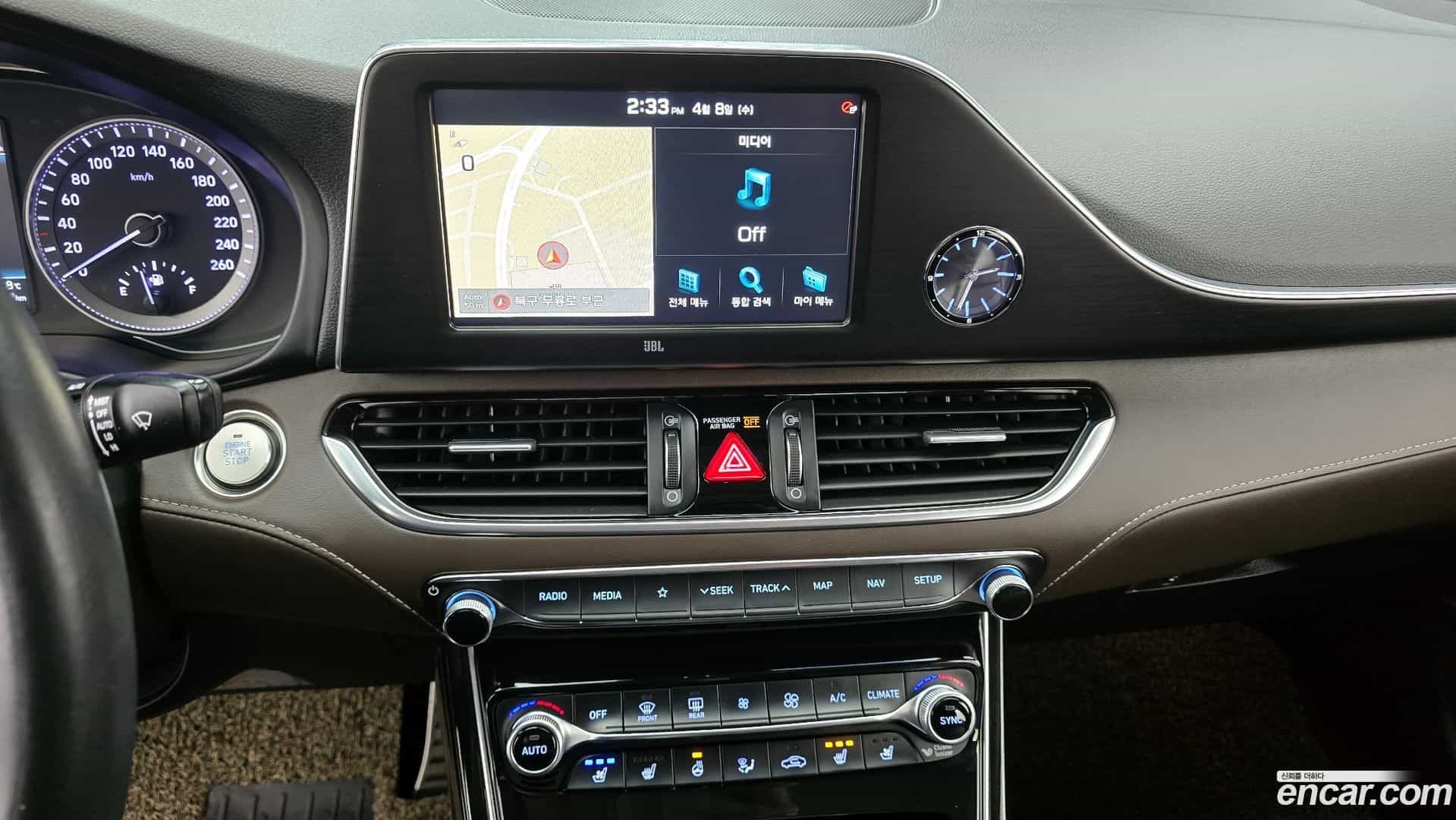 Grandeur Hyundai 2018.11-OPTION-017