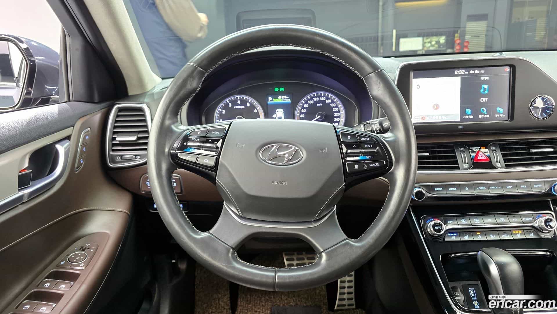 Grandeur Hyundai 2018.11-OPTION-018