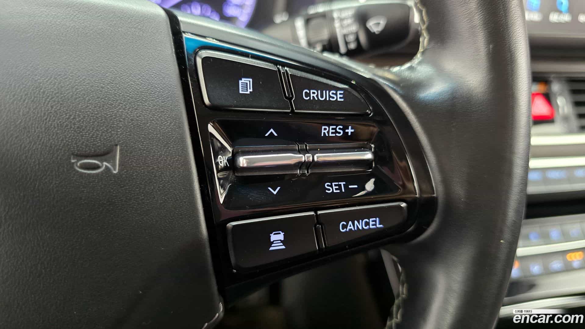 Grandeur Hyundai 2018.11-OPTION-022