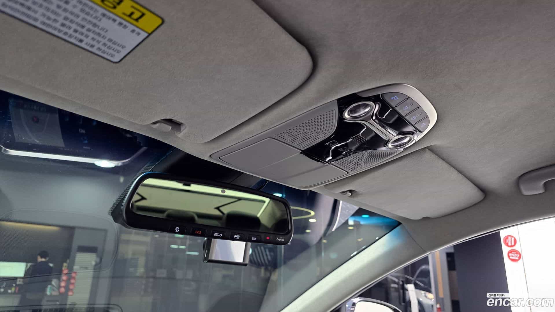 Grandeur Hyundai 2018.11-OPTION-023
