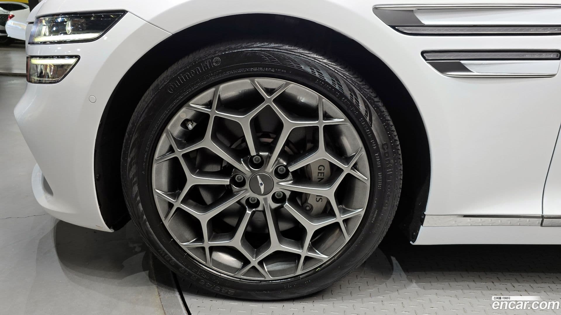Main__Slider__Photo:G80 Genesis 2023.2-4