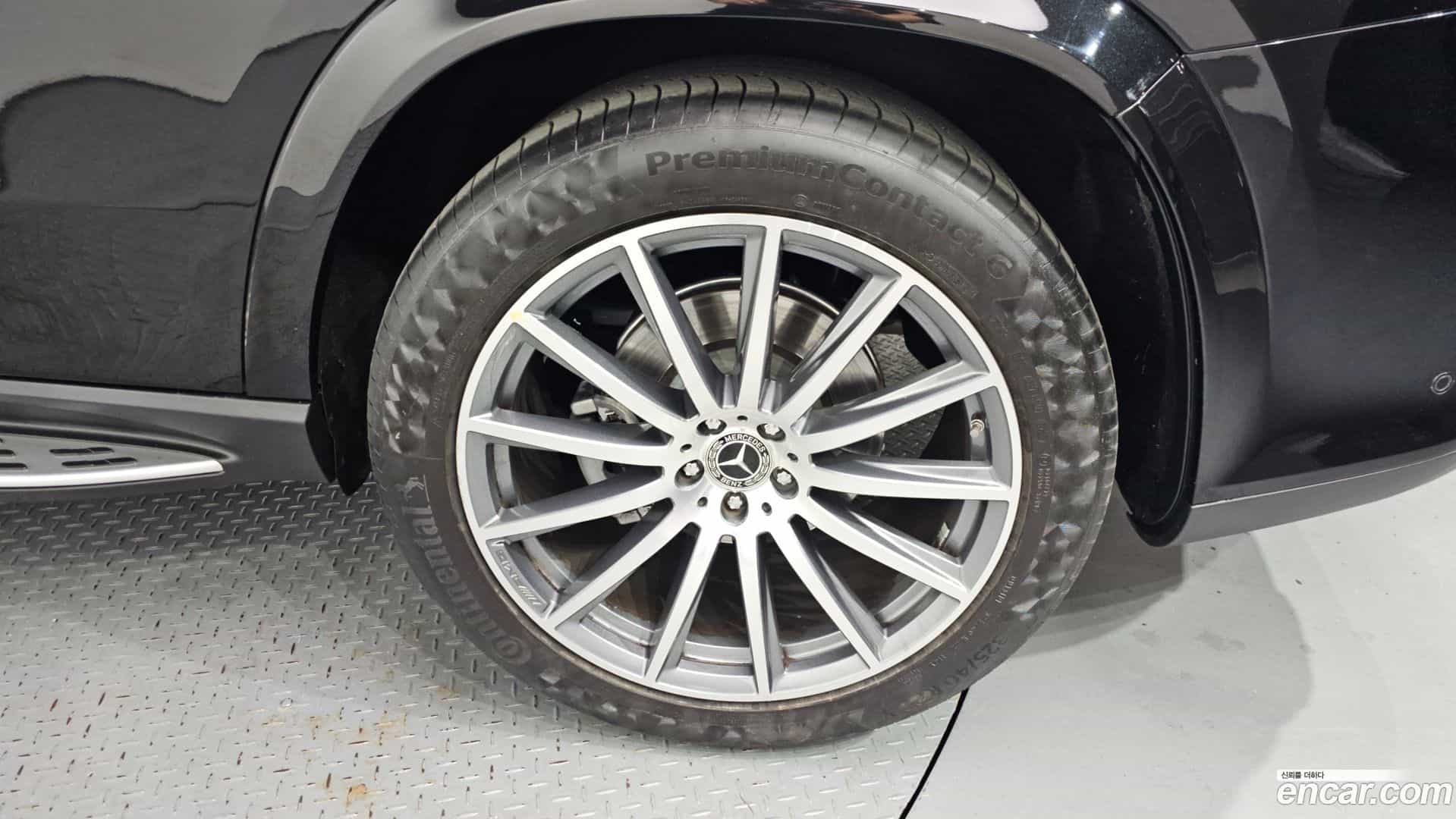 GLS-Class Mercedes-Benz 2023.4-OUTER-031