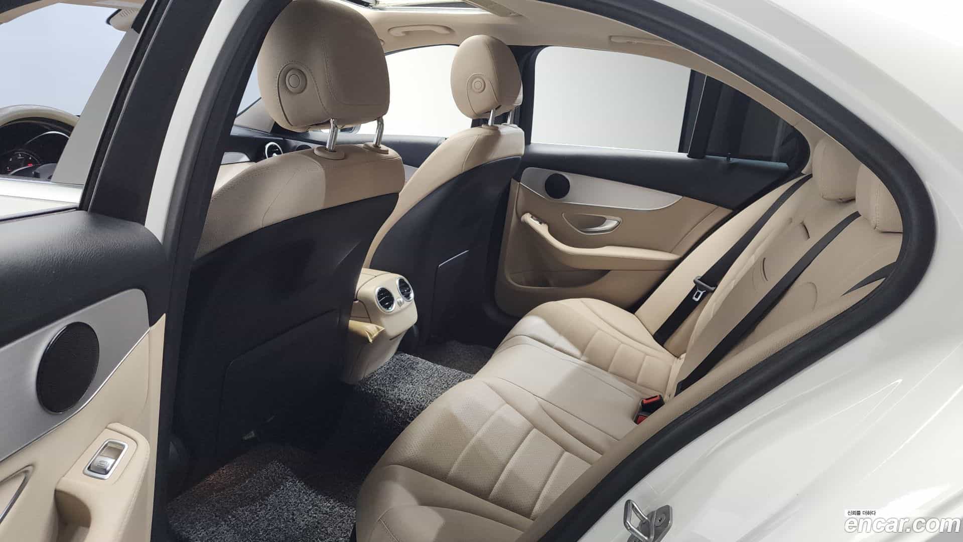 C-Class Mercedes-Benz 2017.3-OPTION-022