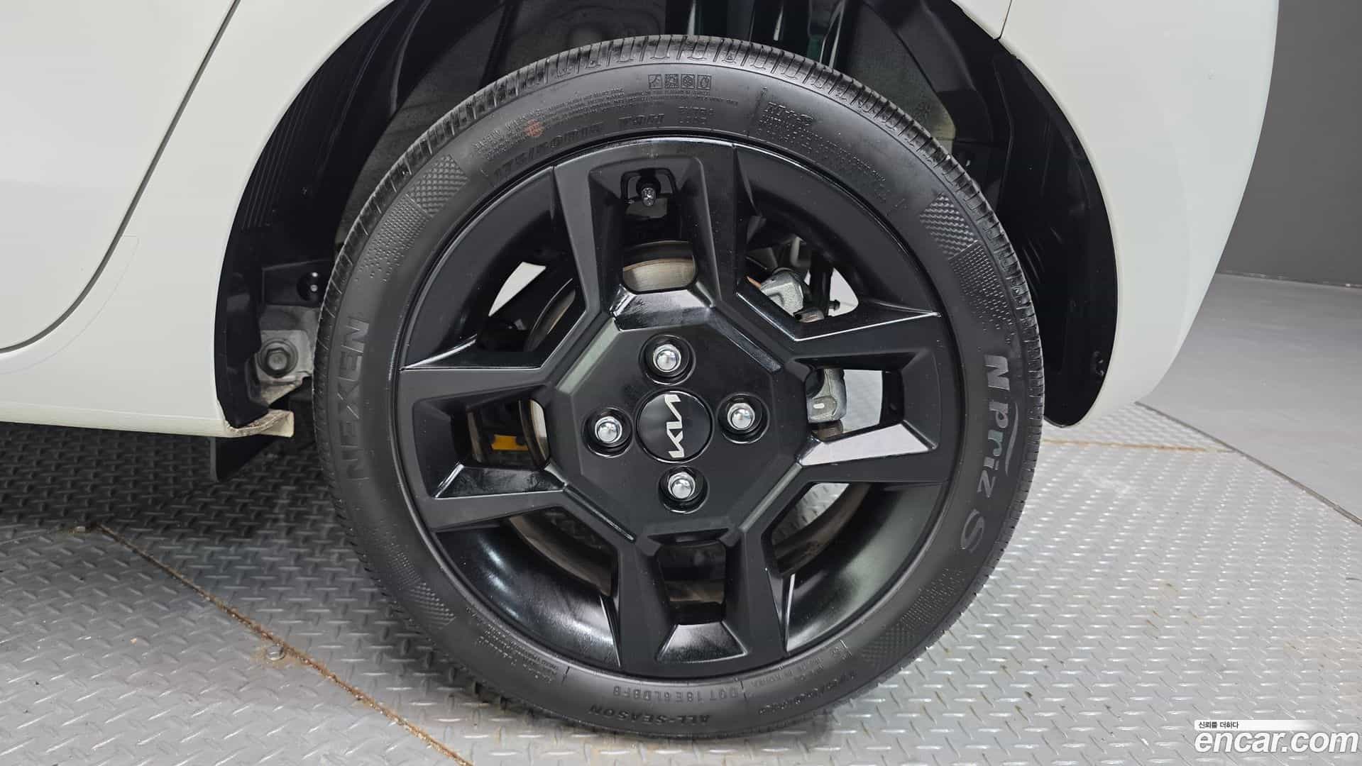 RAY Kia 2023.6-OUTER-031