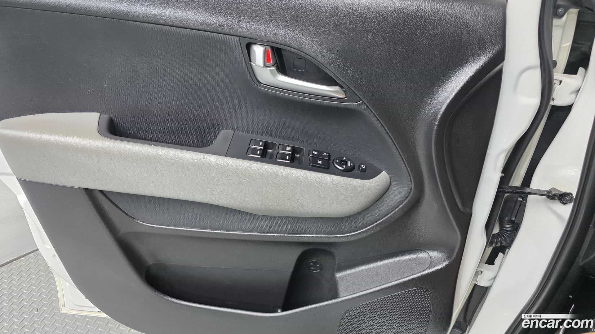 RAY Kia 2023.6-INNER-035
