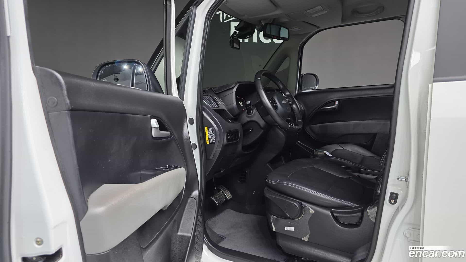 RAY Kia 2023.6-INNER-036