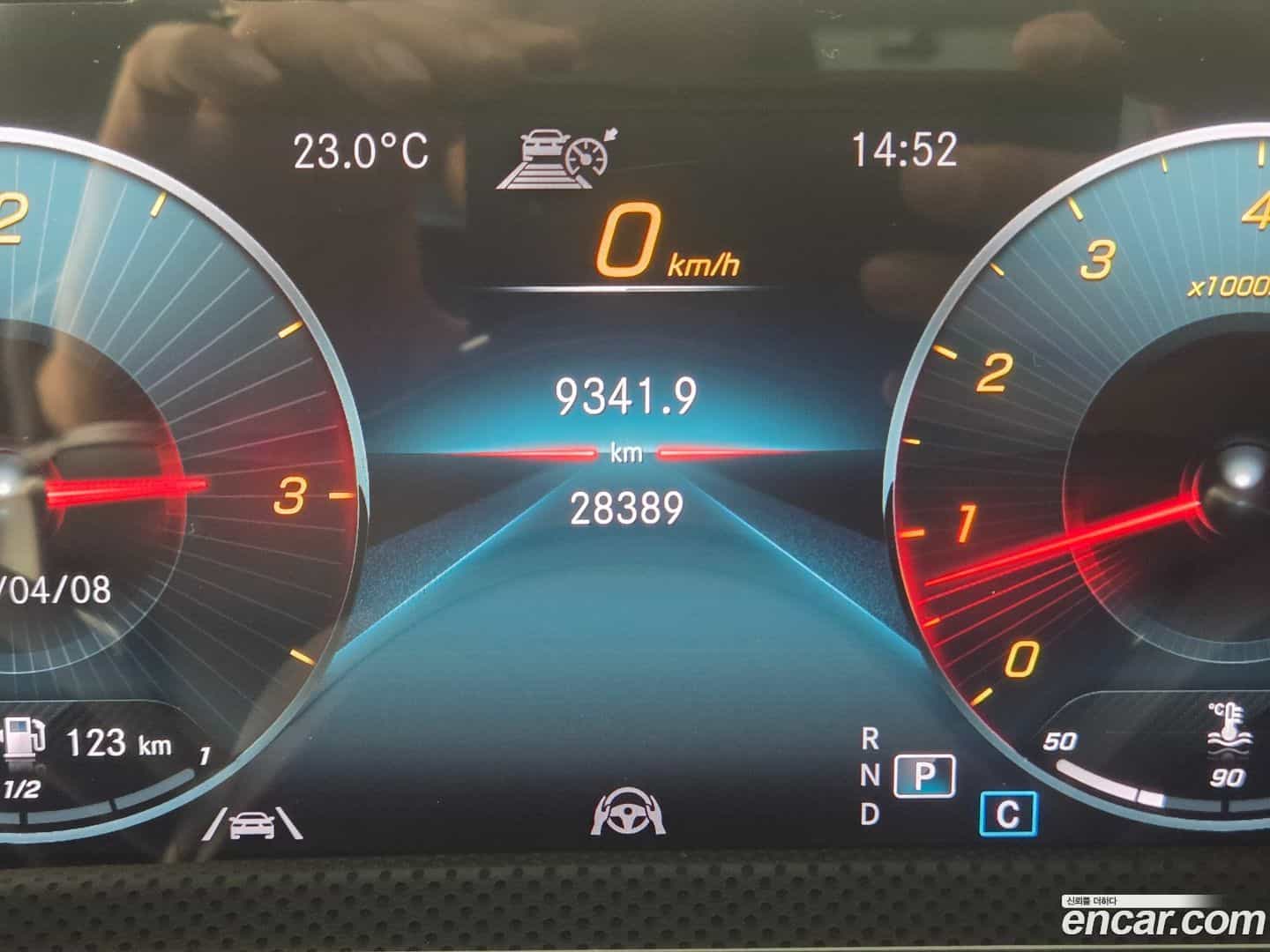 CLA-Class Mercedes-Benz 2022.11-INNER-008