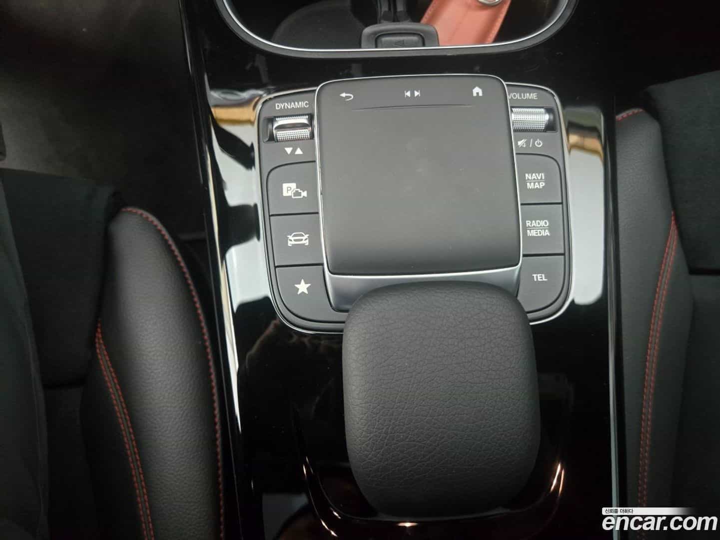 CLA-Class Mercedes-Benz 2022.11-OPTION-020