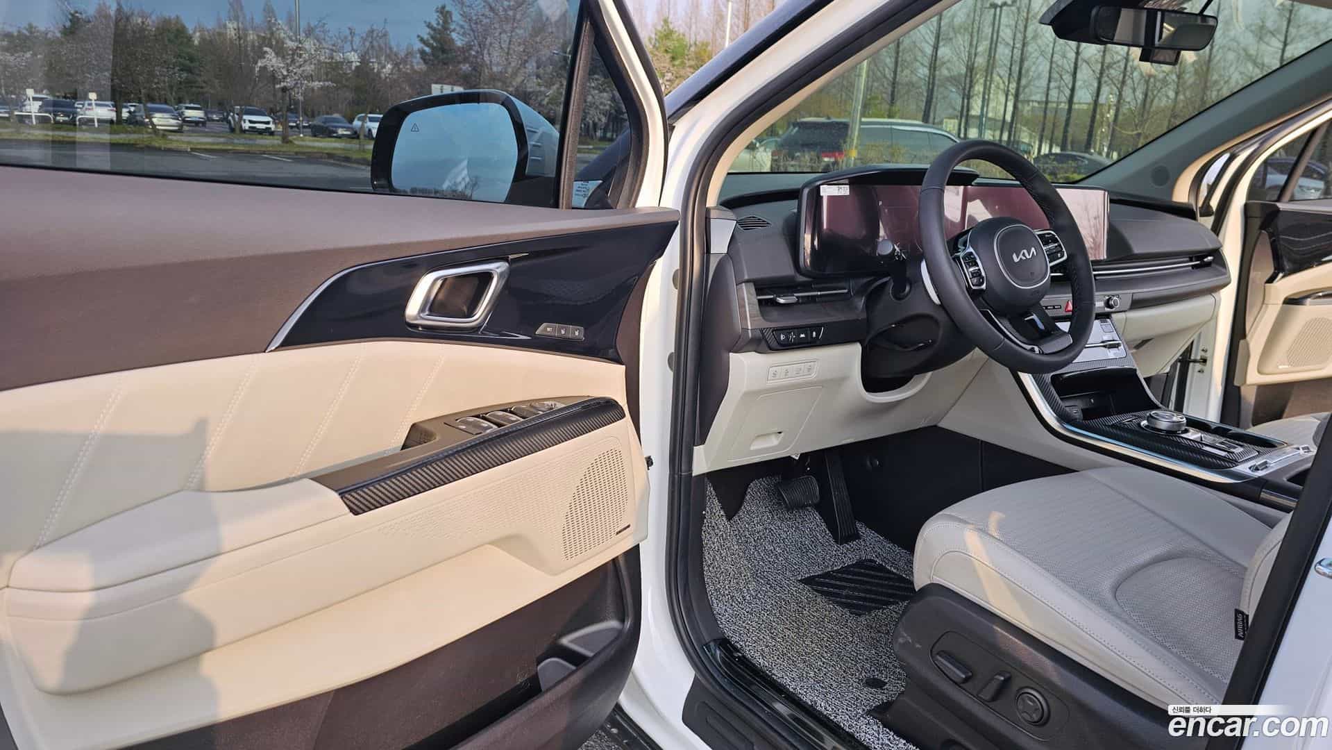 Canival Kia 2023.11-OPTION-015