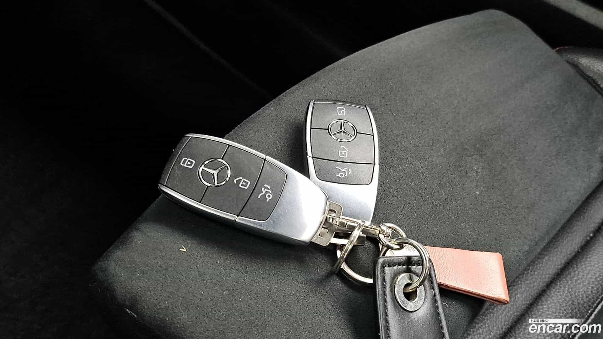 GLB-Class Mercedes-Benz 2021.3-OPTION-043