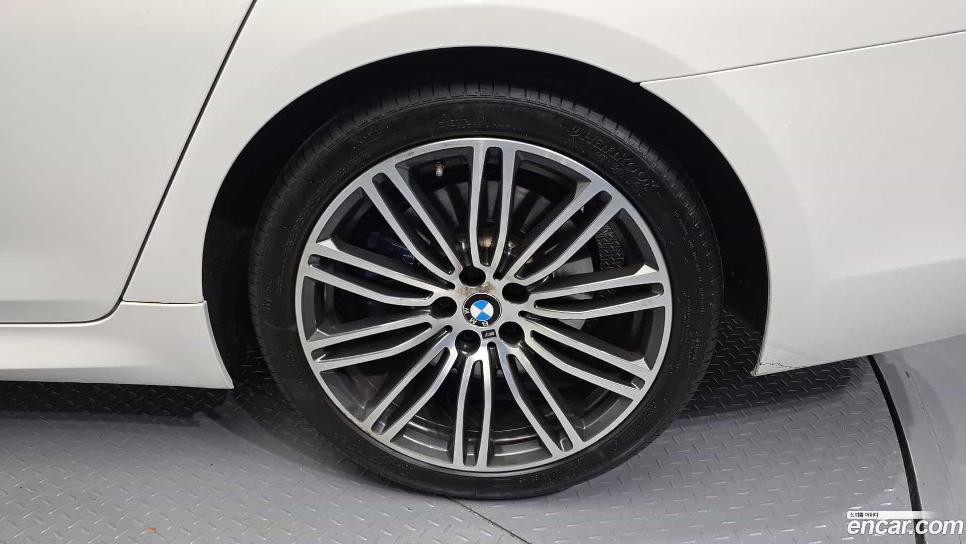 5-Series BMW 2019.4-OUTER-005