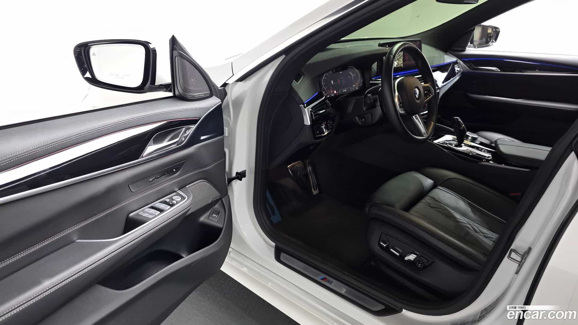 Gran Turismo BMW 2024.4-INNER-010