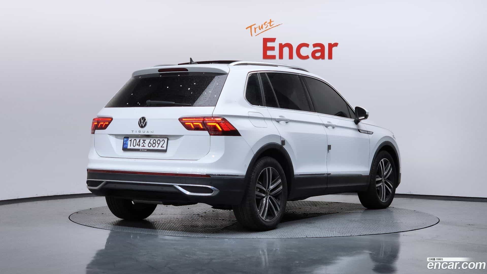 Tiguan Volkswagen 2024.4-OUTER-002
