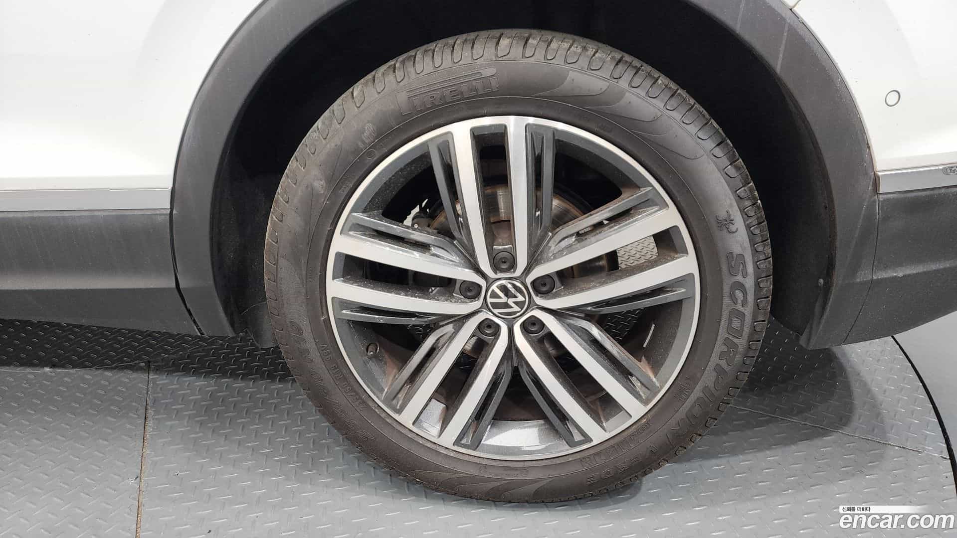 Tiguan Volkswagen 2024.4-OUTER-031