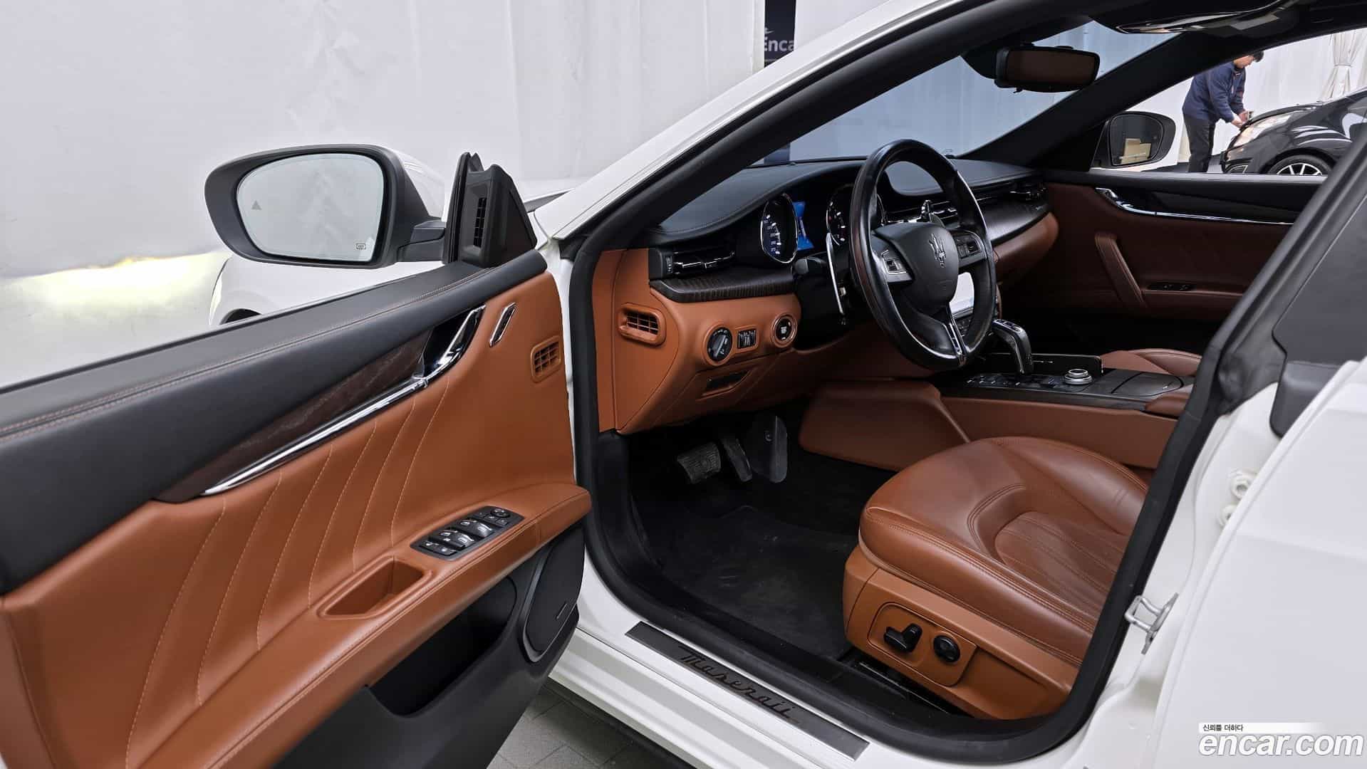 Quattroporte Maserati 2020.11-INNER-010