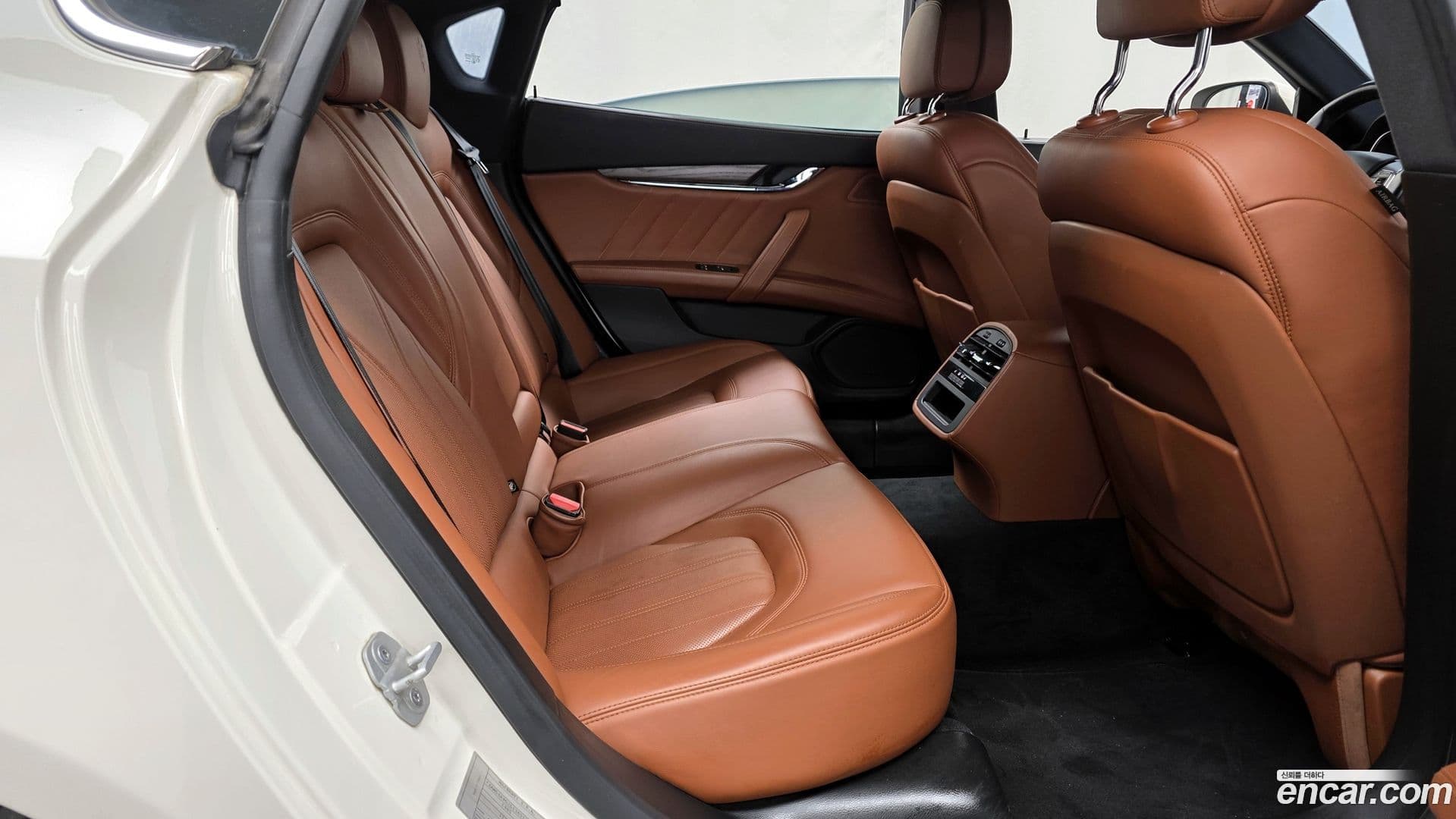 Main__Slider__Photo:Quattroporte Maserati 2020.11-11
