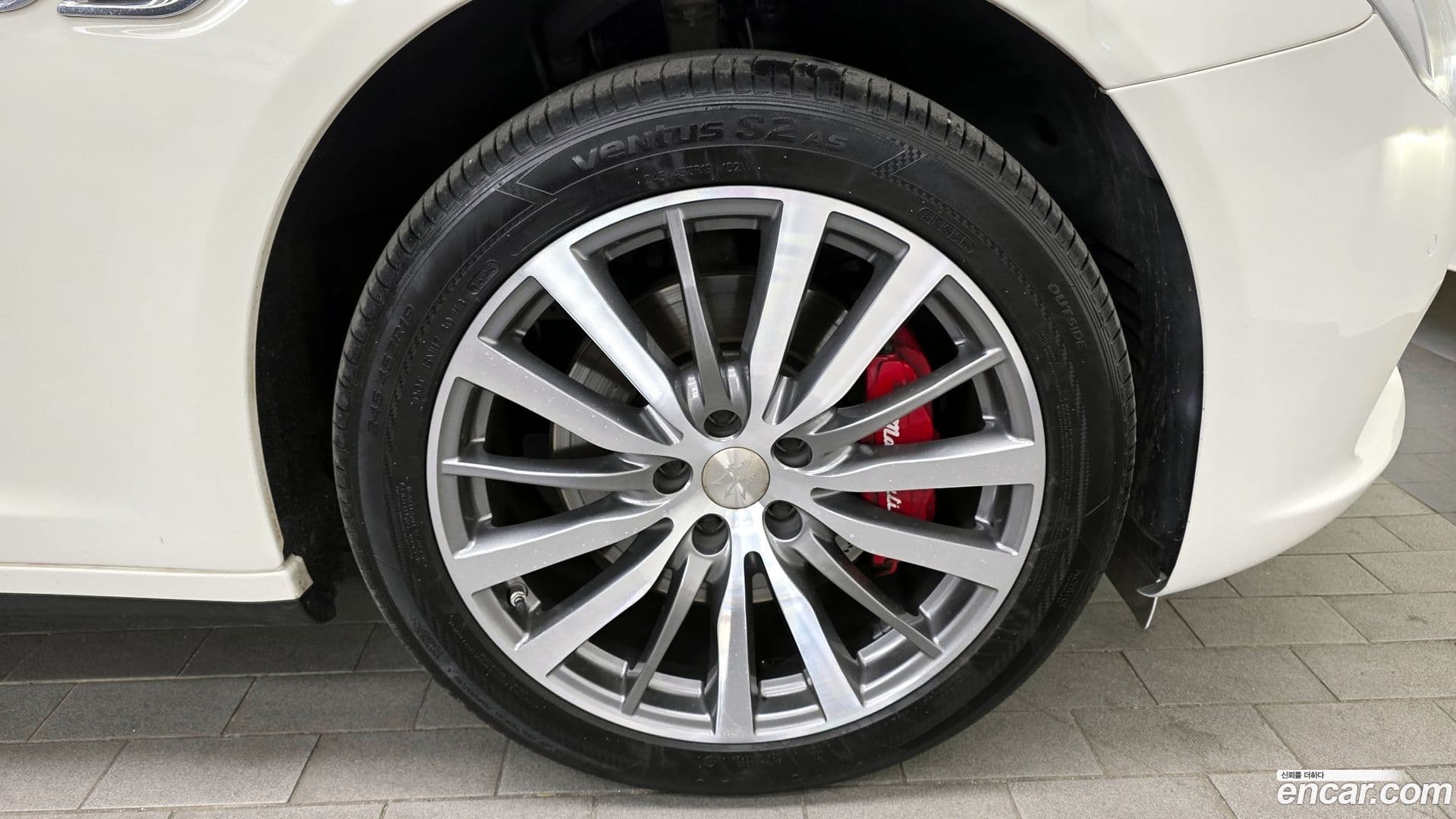 Main__Slider__Photo:Quattroporte Maserati 2020.11-20