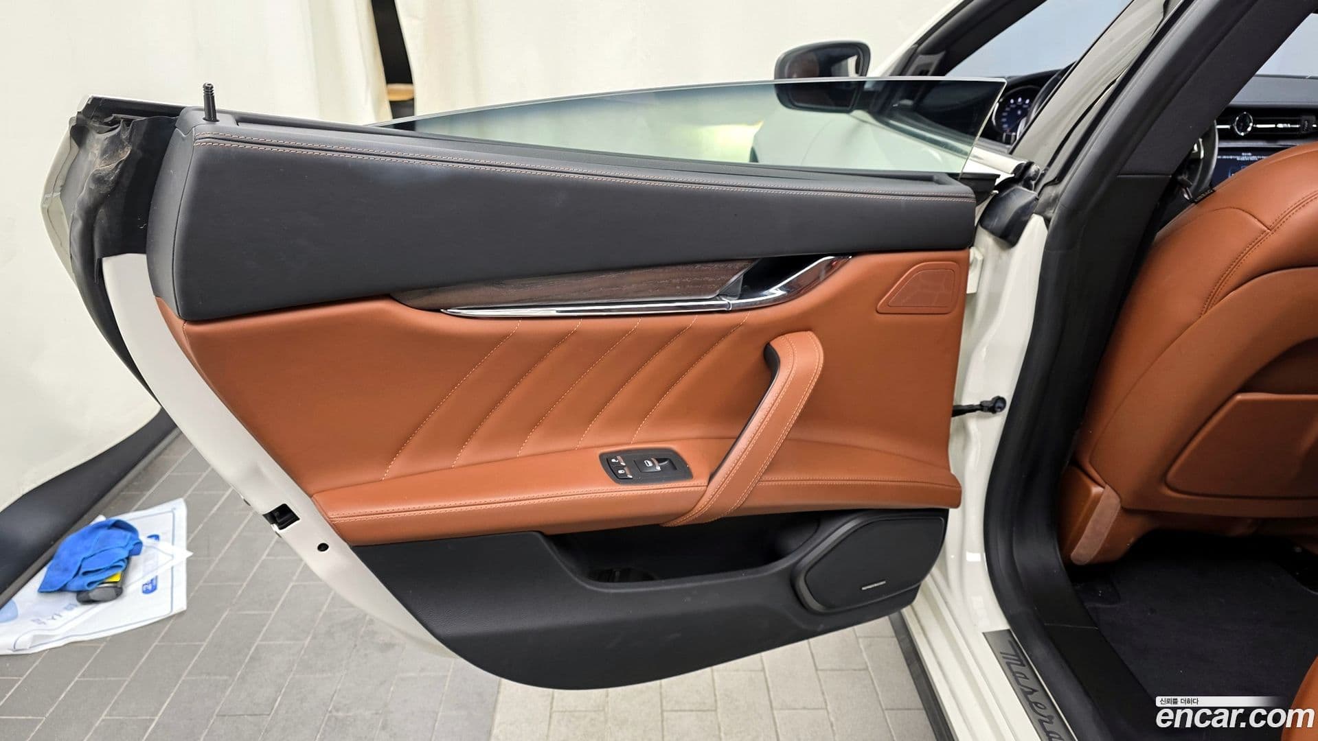 Main__Slider__Photo:Quattroporte Maserati 2020.11-24