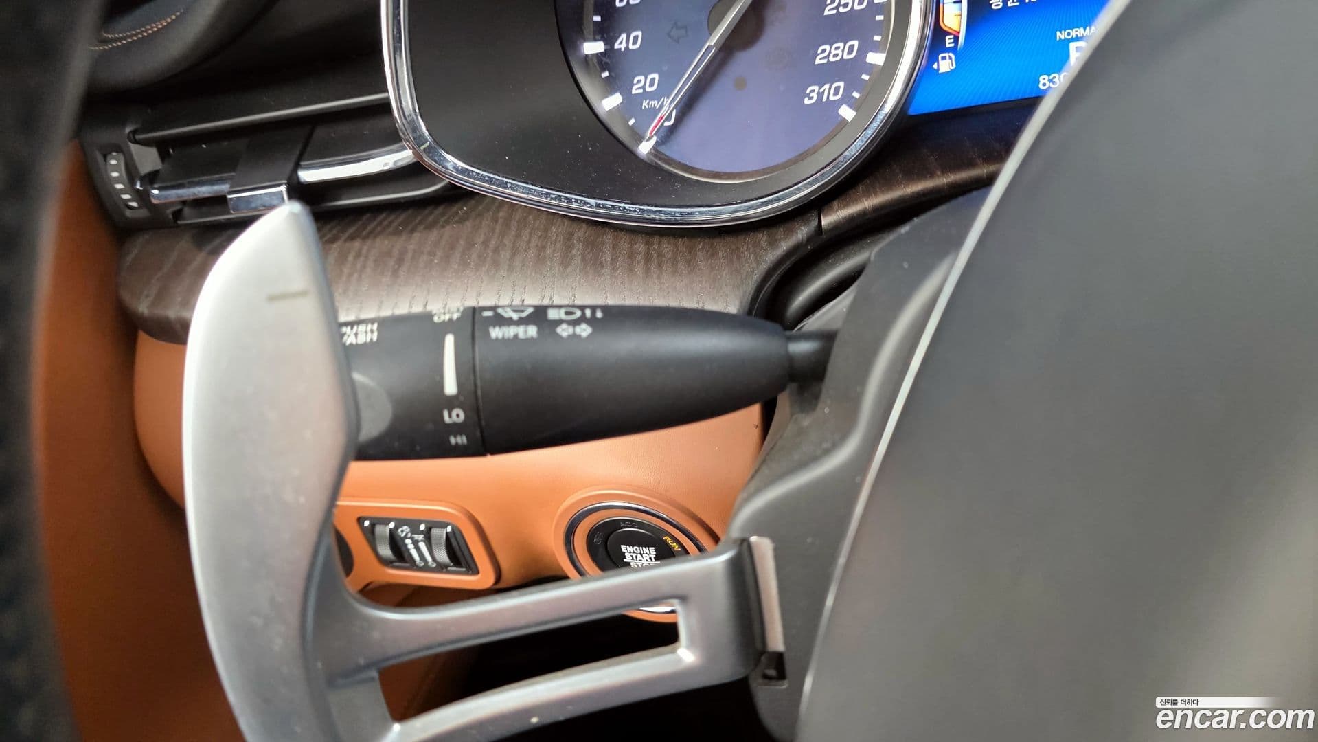 Main__Slider__Photo:Quattroporte Maserati 2020.11-30