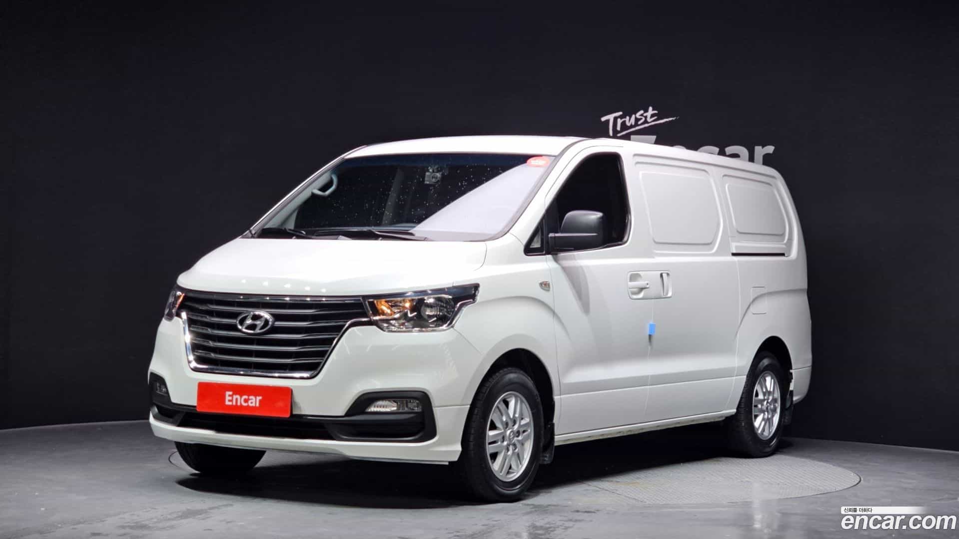 Starex Hyundai 2020.6-OUTER-001