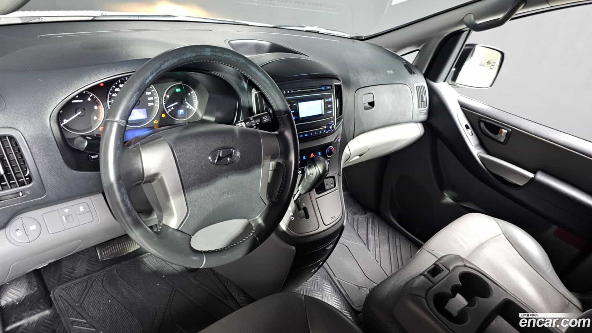 Starex Hyundai 2020.6-INNER-007