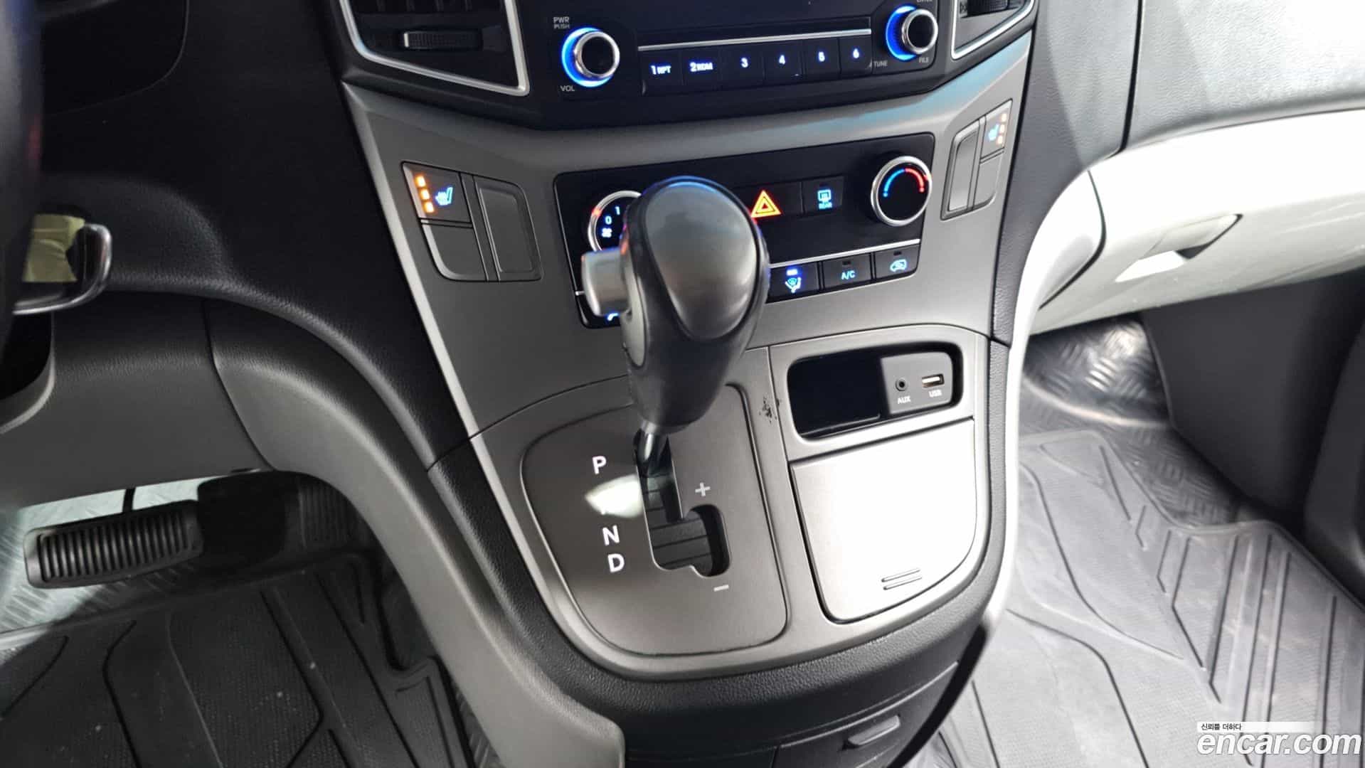 Starex Hyundai 2020.6-INNER-009