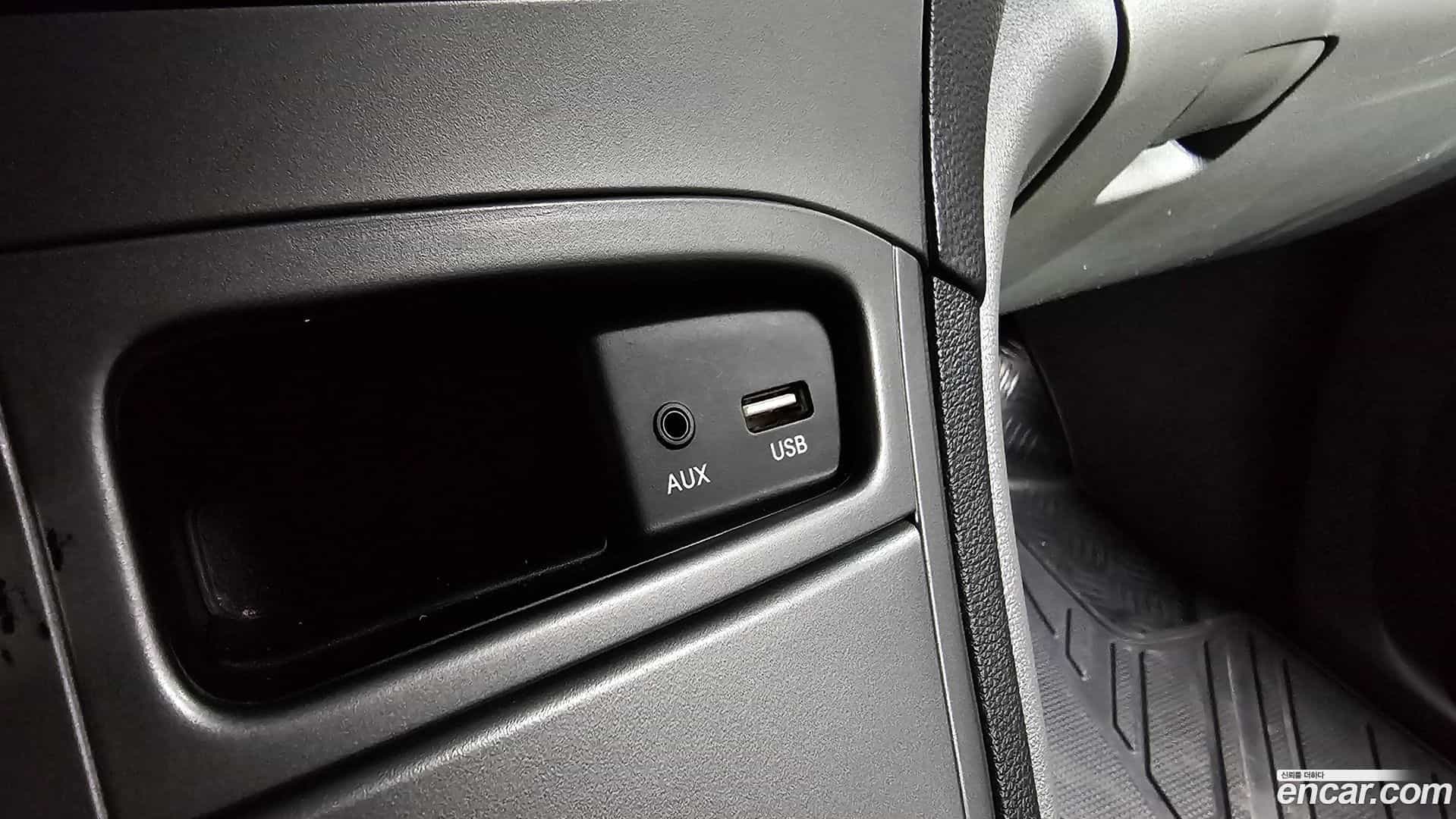Starex Hyundai 2020.6-OPTION-018