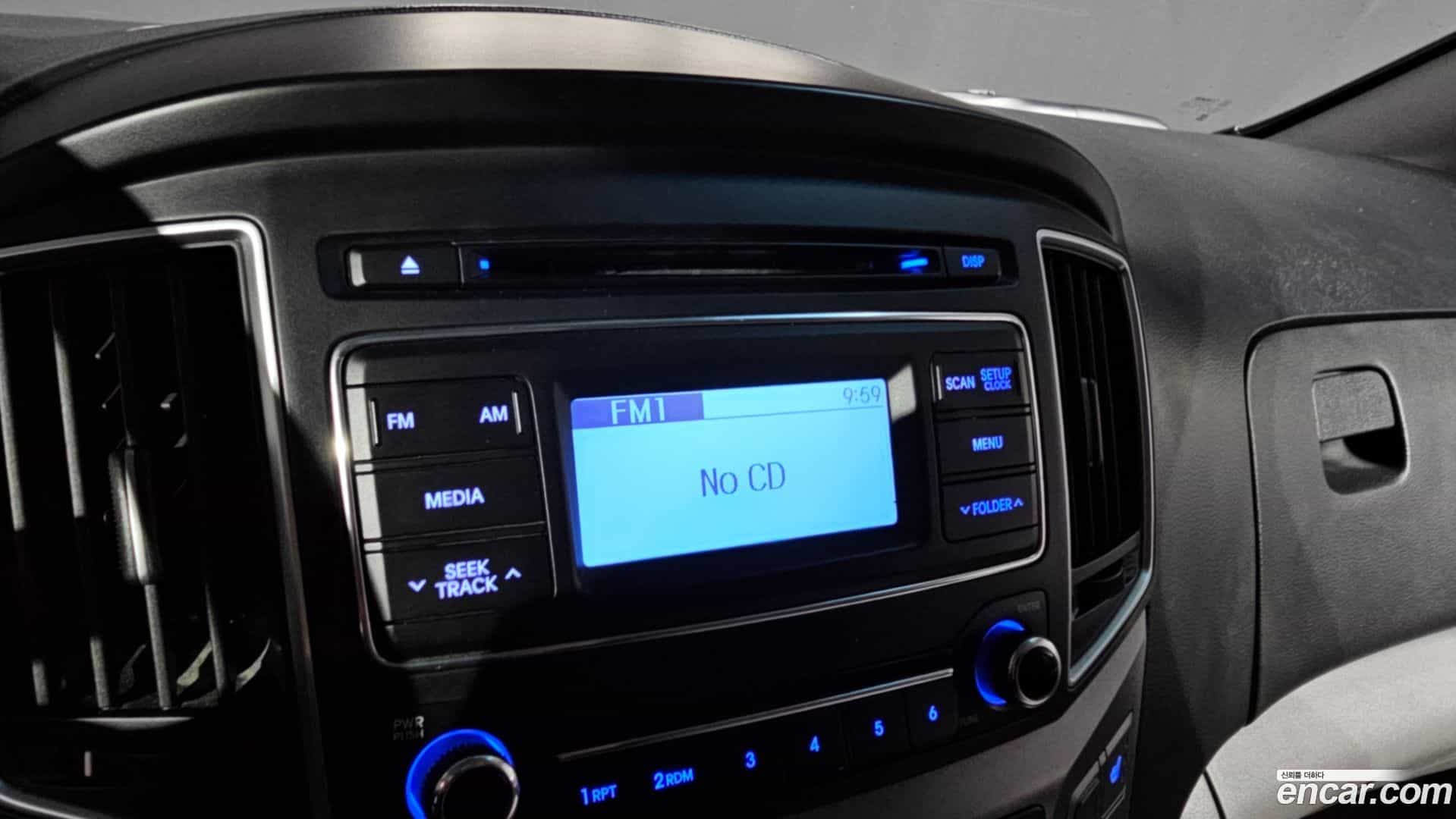 Starex Hyundai 2020.6-OPTION-019